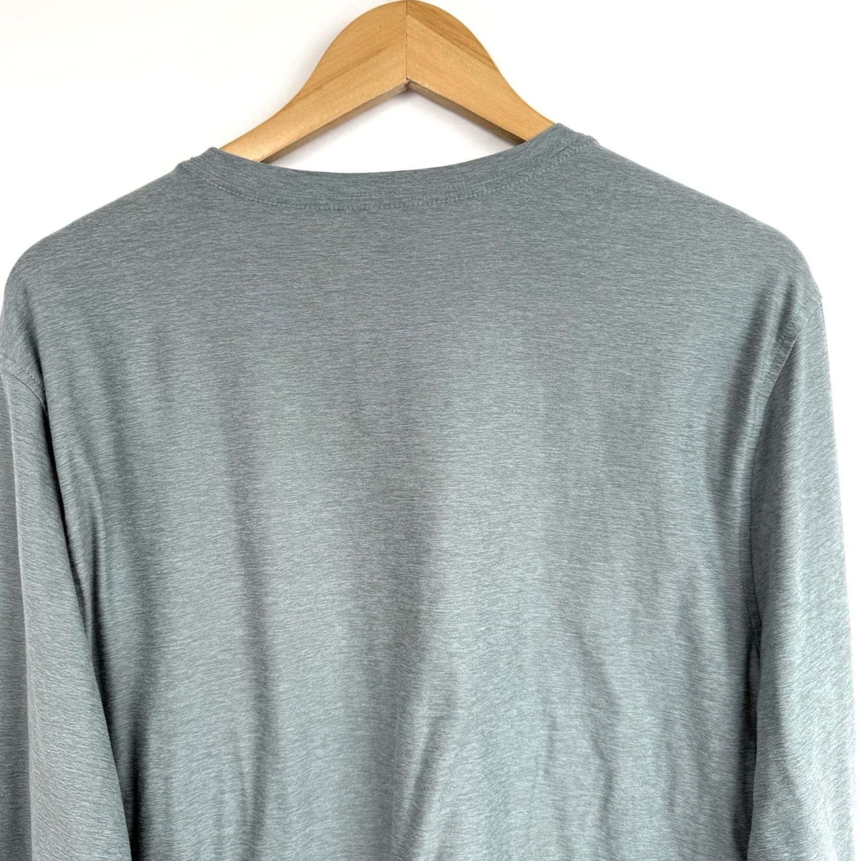 Vuori Vuori Shirt Mens XL Strato Tech Green Lightweight Performance Gym Crew Neck Pullover T-Shirt Size US XL / EU 56 / 4 - 7 Thumbnail