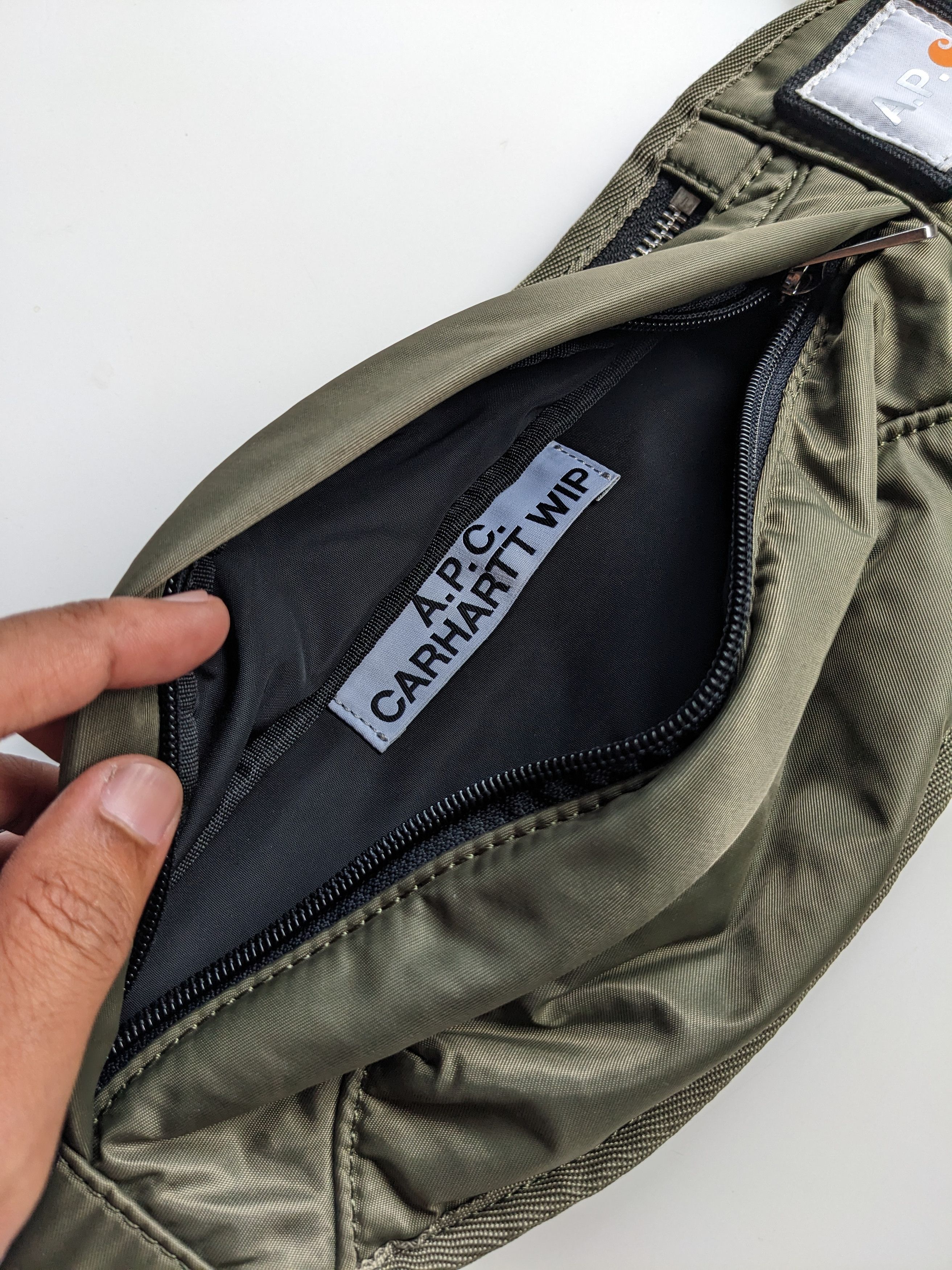 A.P.C. × Carhartt Wip A.P.C x Carhartt WIP shawn hip waistbag olive green Size ONE SIZE - 9 Thumbnail