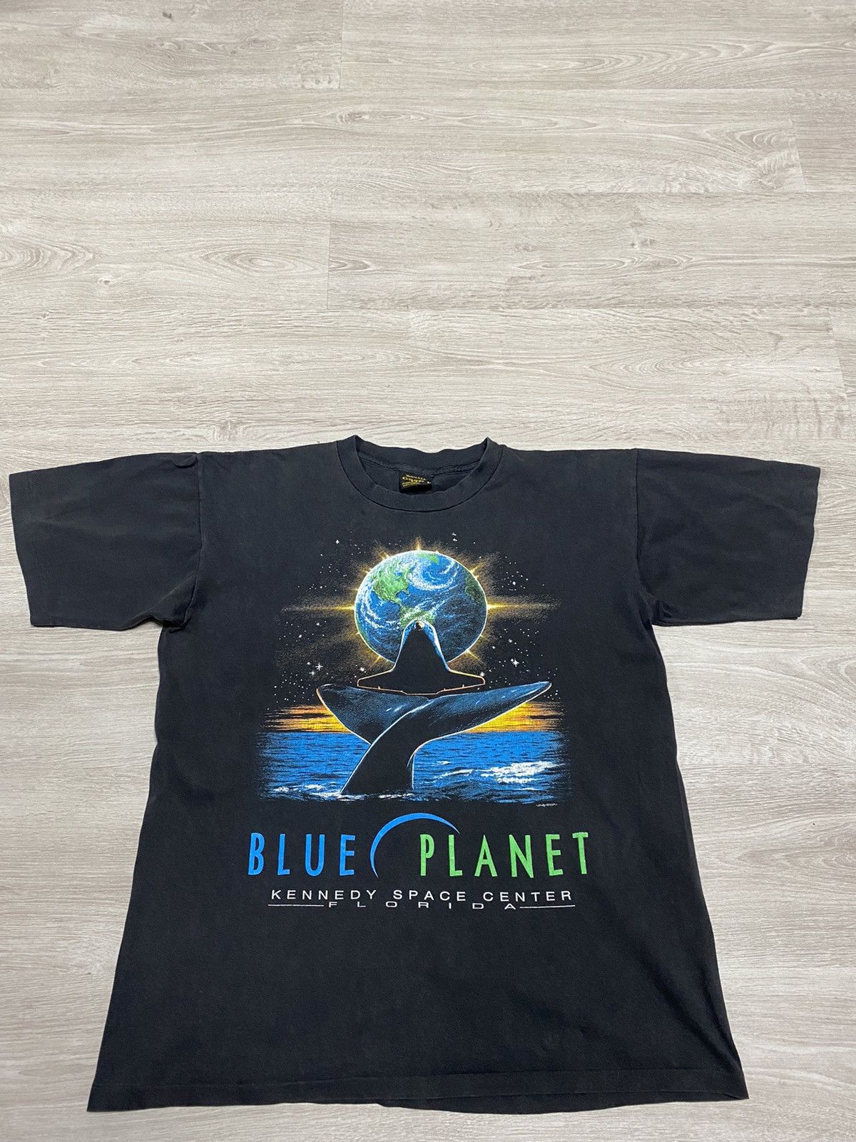NASA Rare Vintage Blue Planet Kennedy Space Center Florida Size L Size US L / EU 52-54 / 3 - 1 Thumbnail
