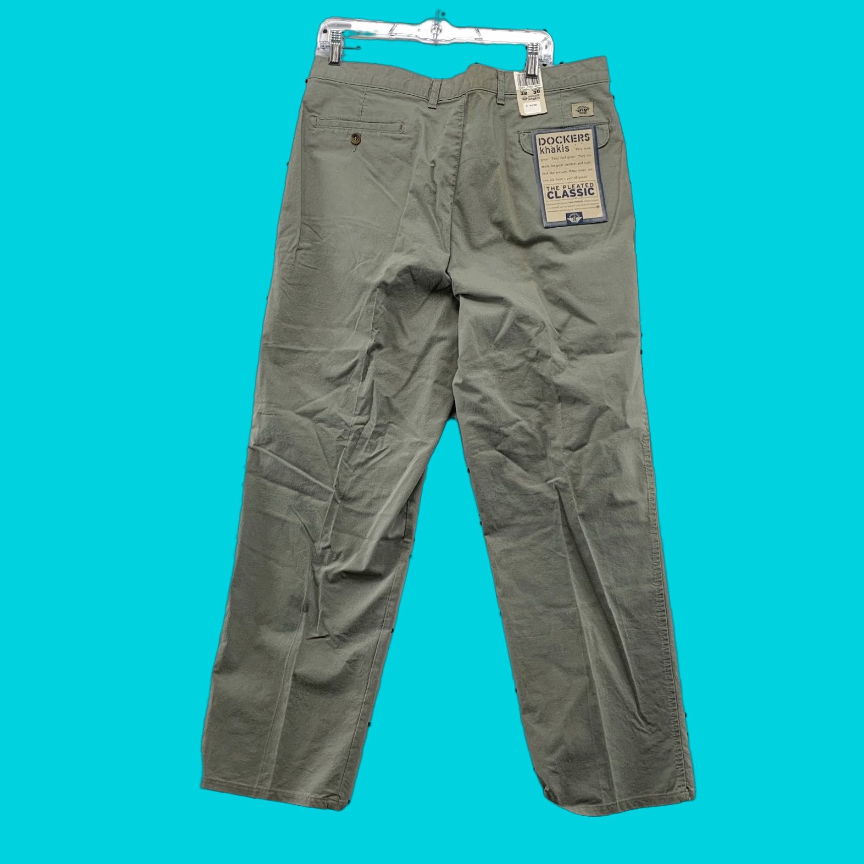 Dockers Dockers Pants Mens 38x30 Khaki Pleated Classic Straight Leg Chino Beige 30 Inseam Nwt Casual Belted Front Type: Pleated Mens Size US 38 / EU 54 - 1 Thumbnail