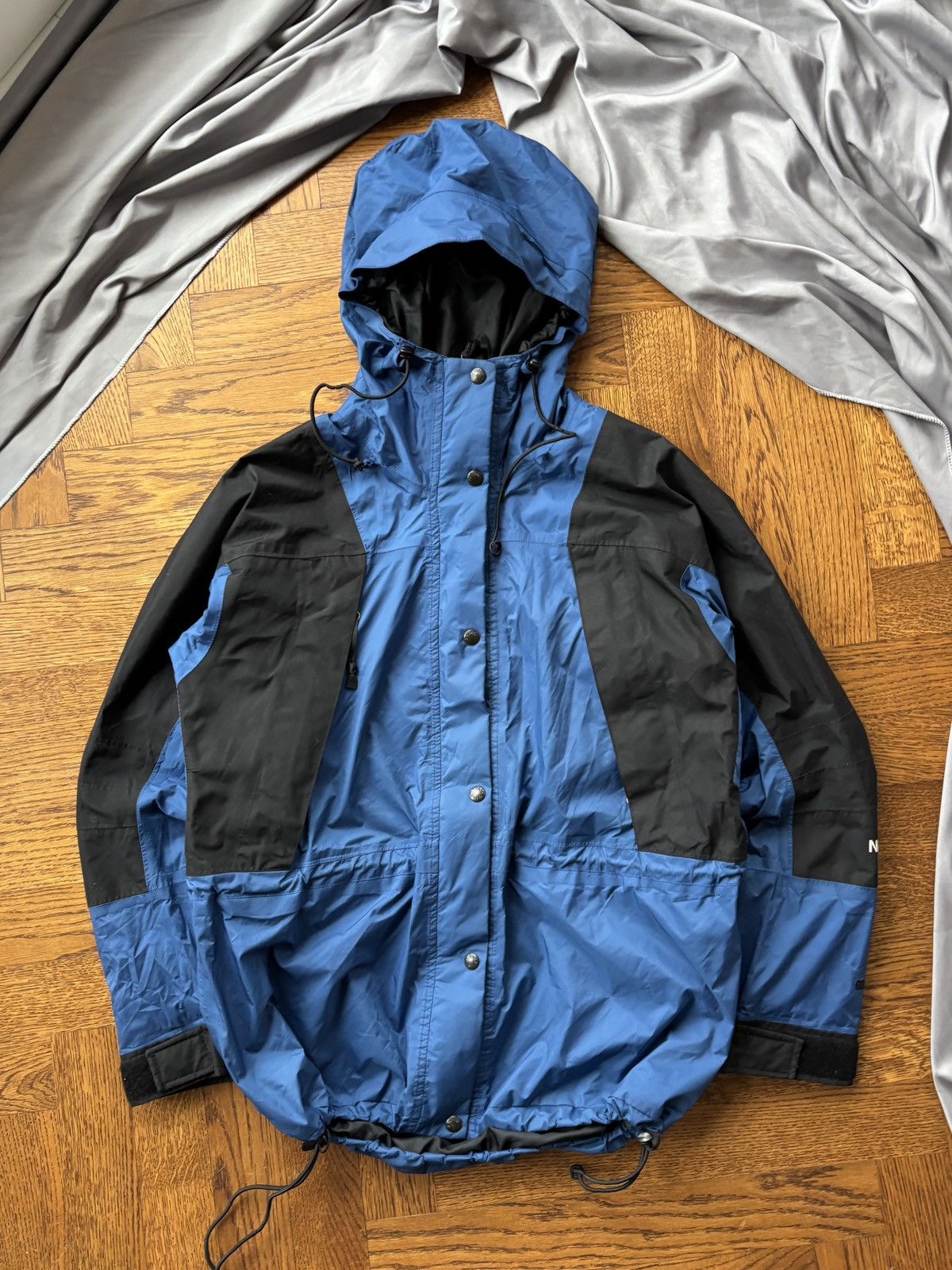Goretex × The North Face × Vintage Vintage North Face Gore-tex Shell Jacket 1990s TNF Extreme M Size US M / EU 48-50 / 2 - 15 Thumbnail