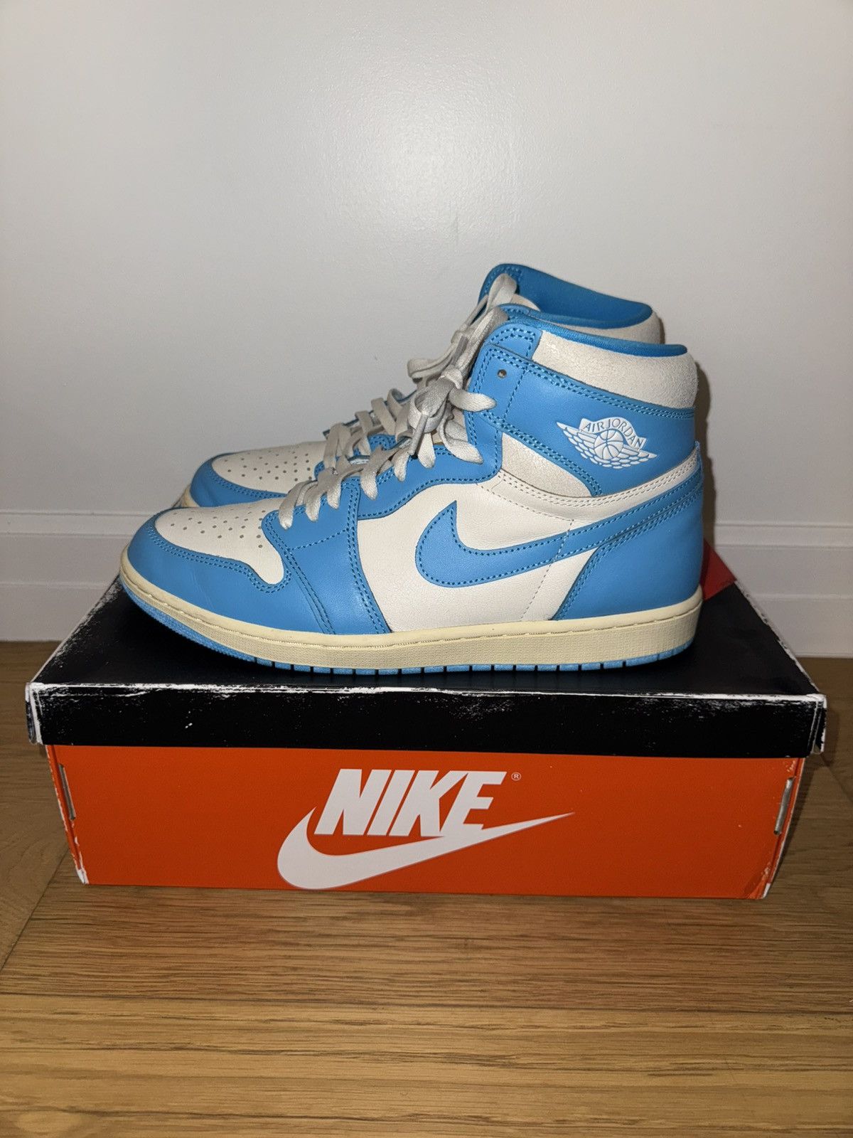 Jordan Brand Air Jordan 1 UNC sz.11.5 (2025) Size US 11.5 / EU 44-45 - 2 Thumbnail