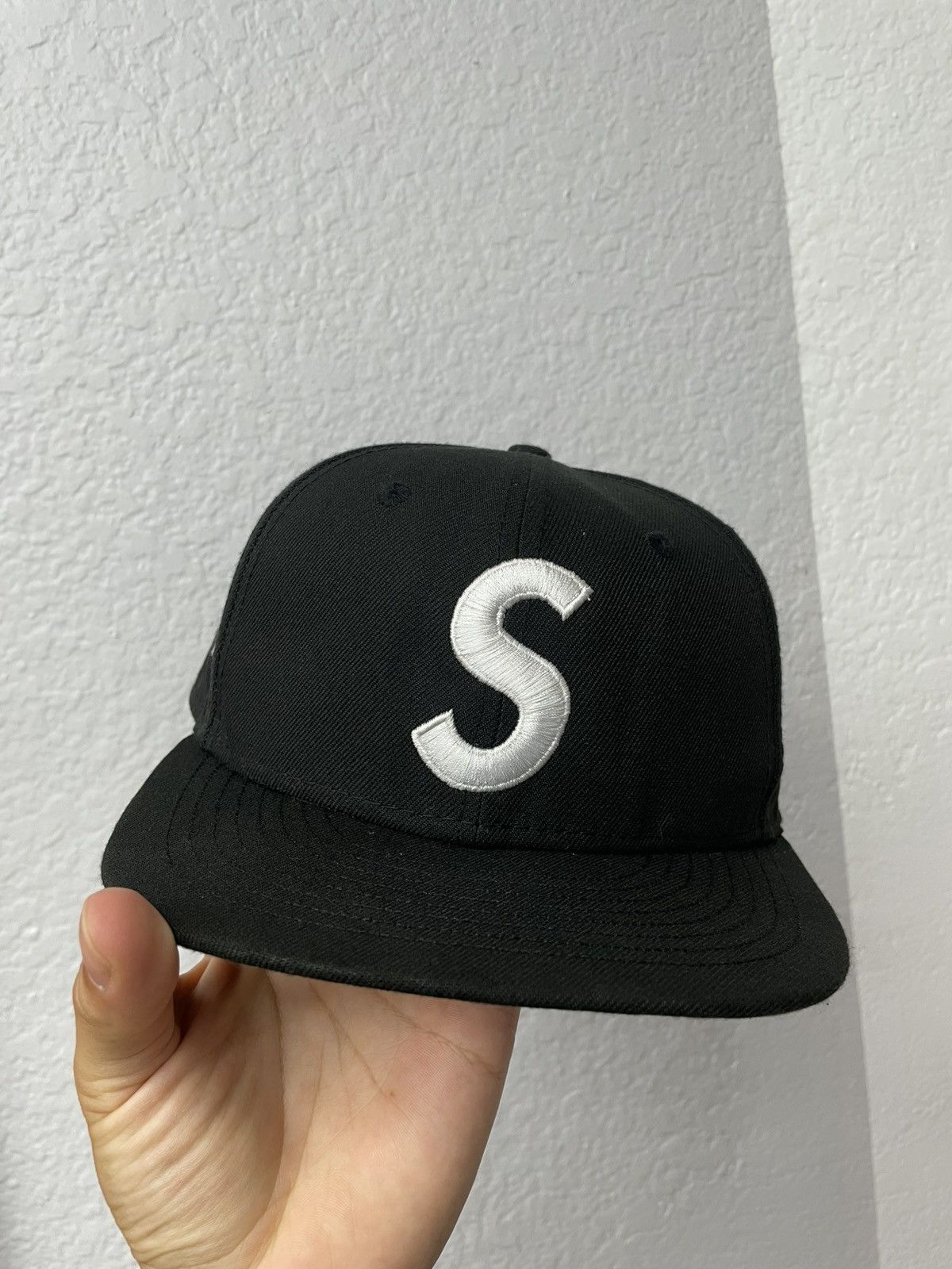 Supreme Supreme knit logo Crusher s/m | Grailed