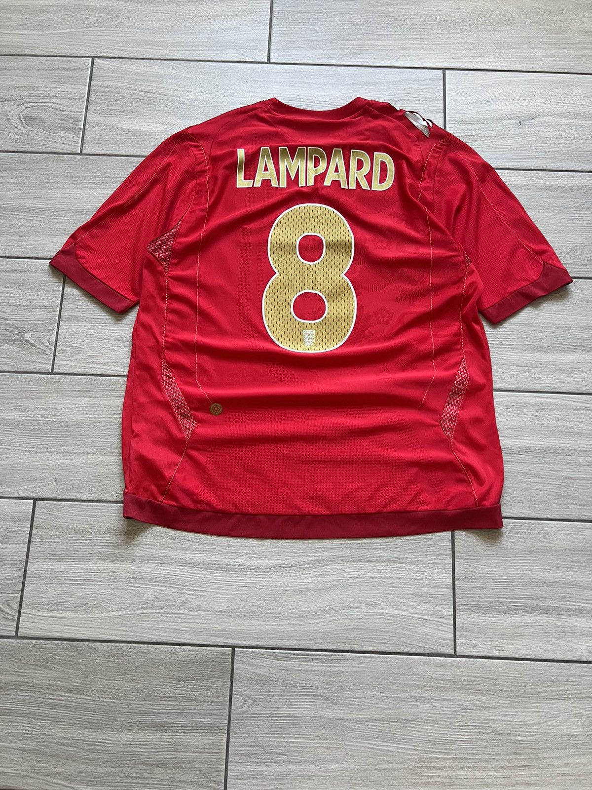 Vintage ENGLAND FOOTBALL 2006s UMBRO VINTAGE SPORT SOCCER JERSEY Size US L / EU 52-54 / 3 - 3 Thumbnail