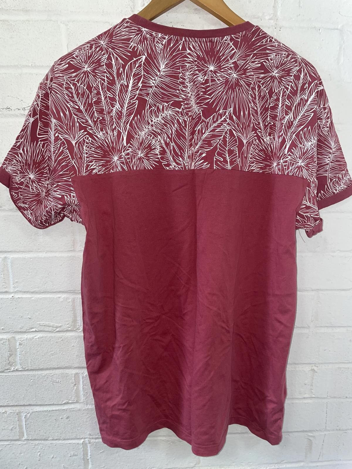 NEXT Next Relaxed Fit Short Sleeve T-Shirt-Burgundy Floral Design Size L / US 10 / IT 46 - 4 Thumbnail