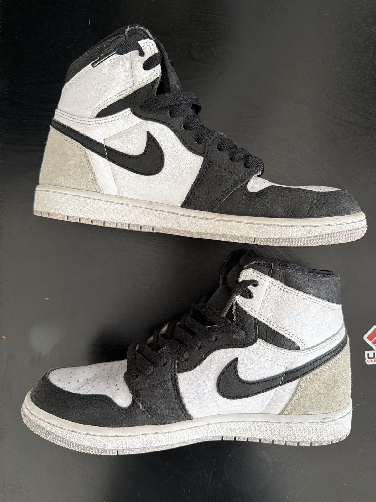 Jordan Brand Air Jordan 1 Retro High og ‘Stage Haze’ Size US 9.5 / EU 42-43 - 1 Thumbnail