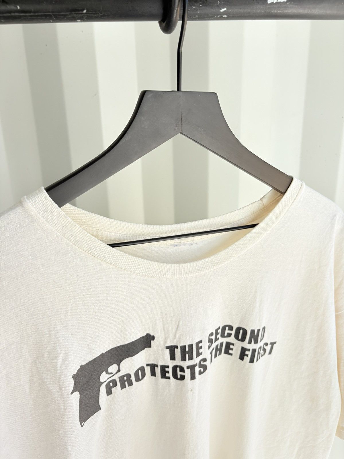 Vintage Vintage Second Amendment Gun Shirt Distressed Faded Grunge Size US XL / EU 56 / 4 - 4 Thumbnail