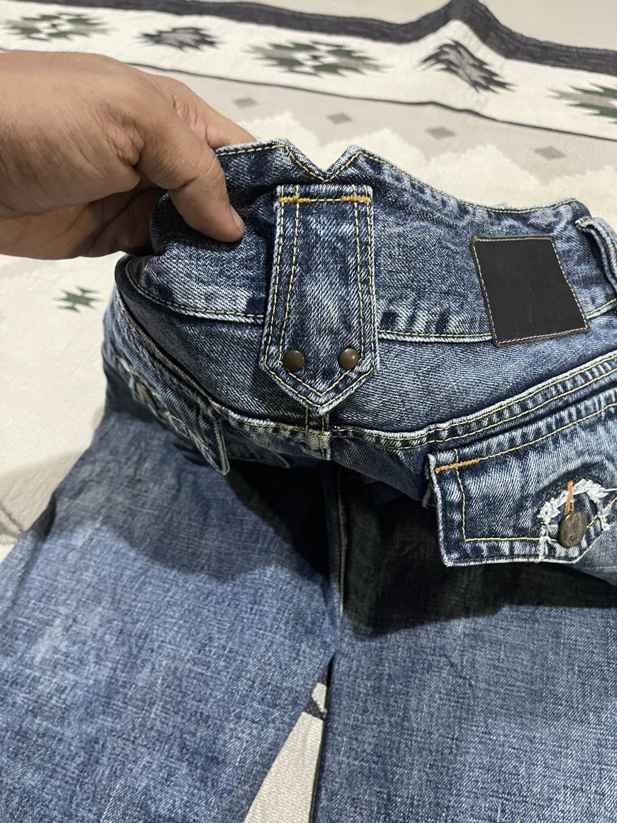 If Six Was Nine 2000s IF SIX WAS NINE STYLE MUDWASH FLARE DENIM JEANS Size 26" / US 2 / IT 38 - 21 Thumbnail