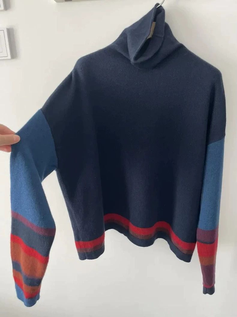 Loro Piana LORO PIANA She's wearing a cashmere cardigan Size XL / US 12-14 / IT 48-50 - 9 Thumbnail