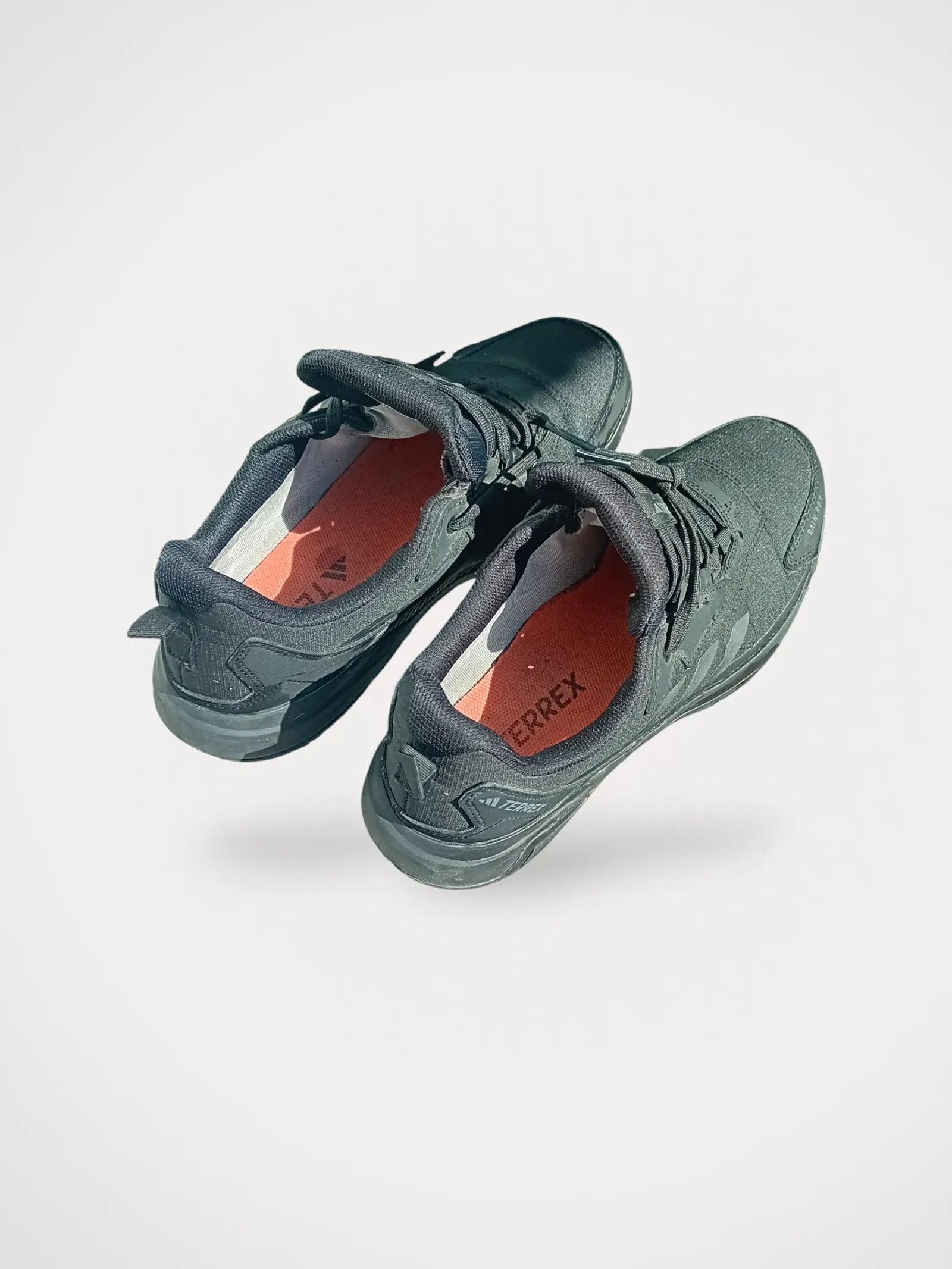 Adidas Adidas undefined Sneakers Size US 10 / EU 43 - 1 Thumbnail