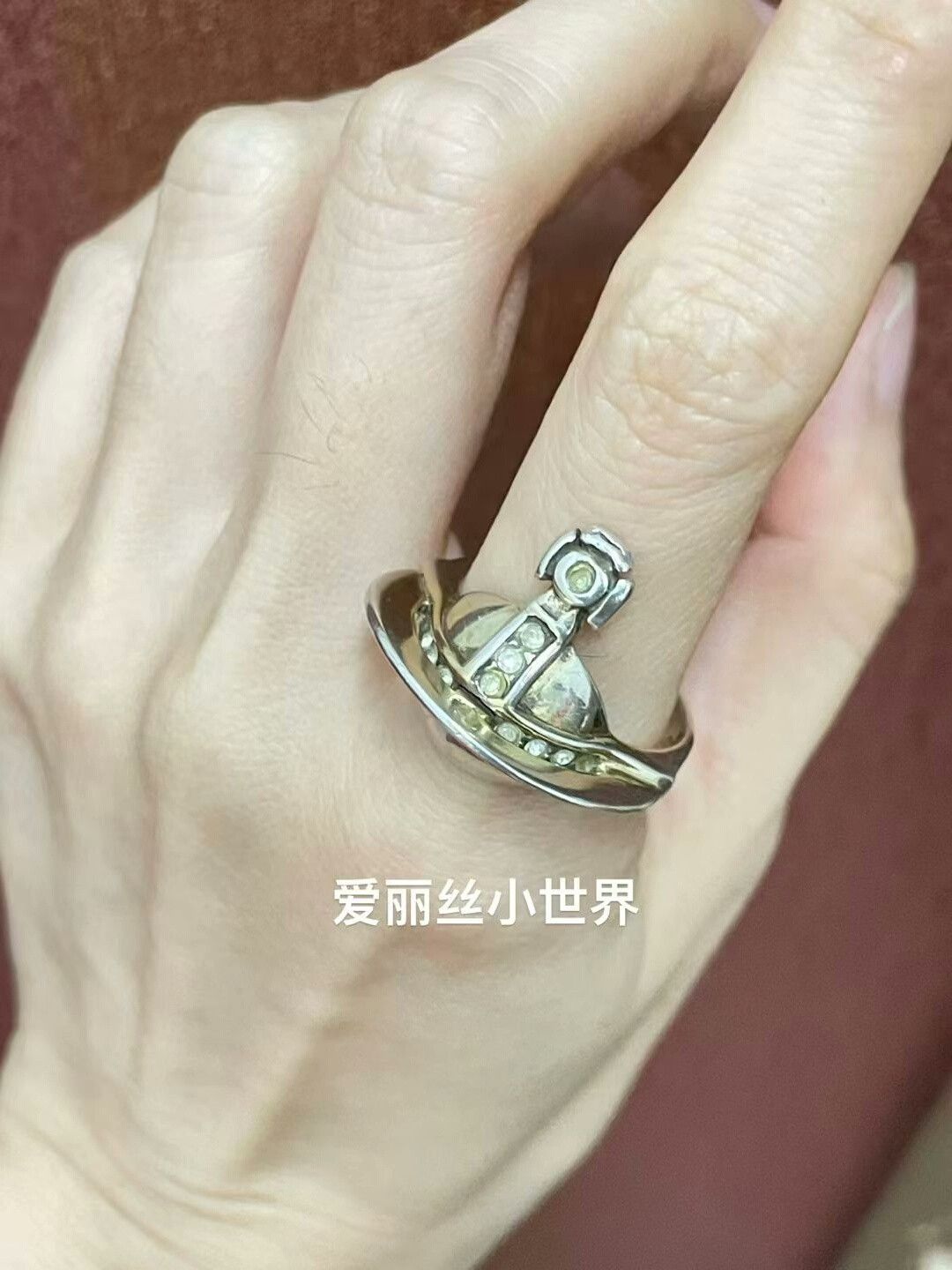 Vivienne Westwood Vivienne Westwood Saturn Ring Size L Size ONE SIZE - 1 Thumbnail