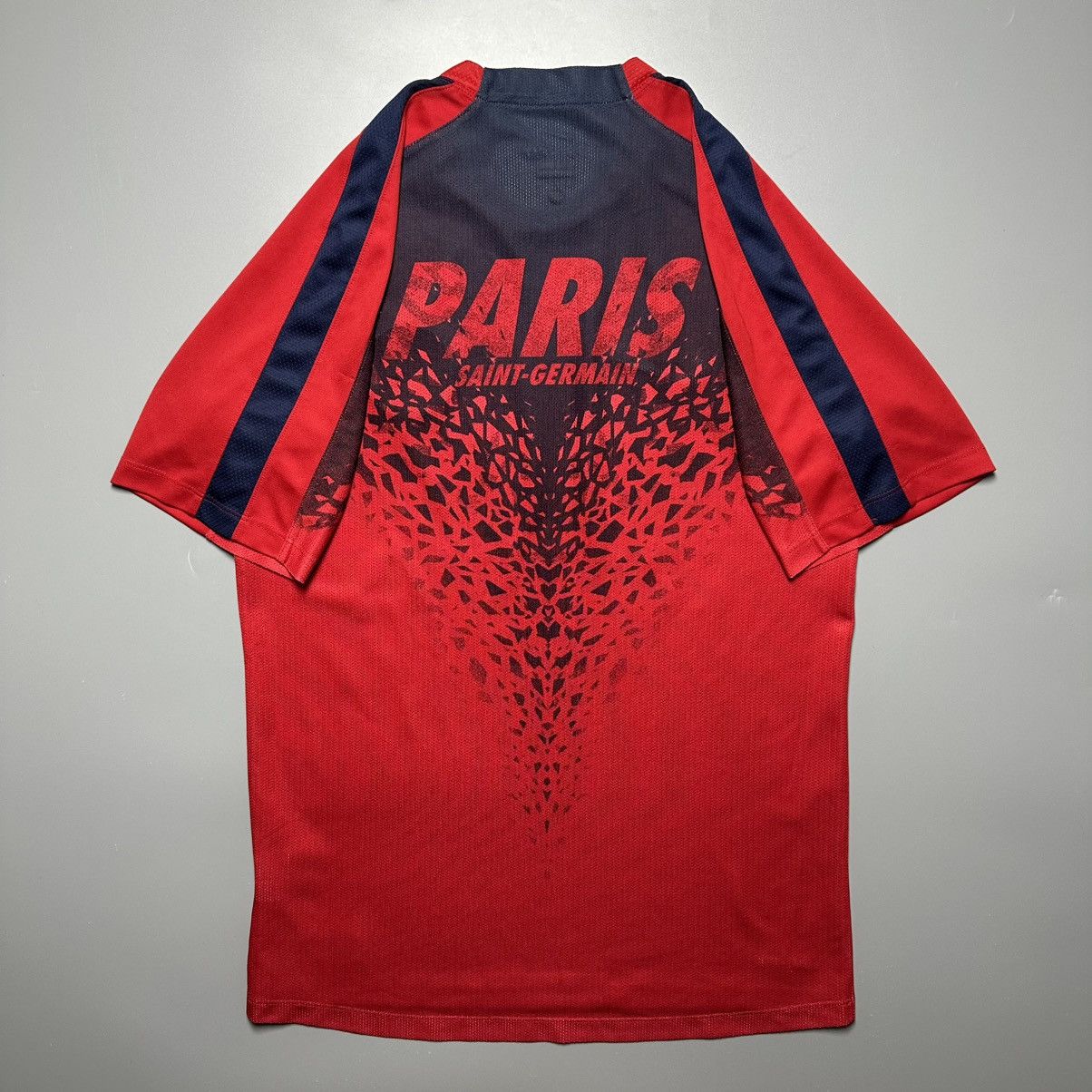 Vintage PSG NIKE 2015/2016 FOOTBALL SOCCER TRAINING JERSEY Size US M / EU 48-50 / 2 - 8 Thumbnail