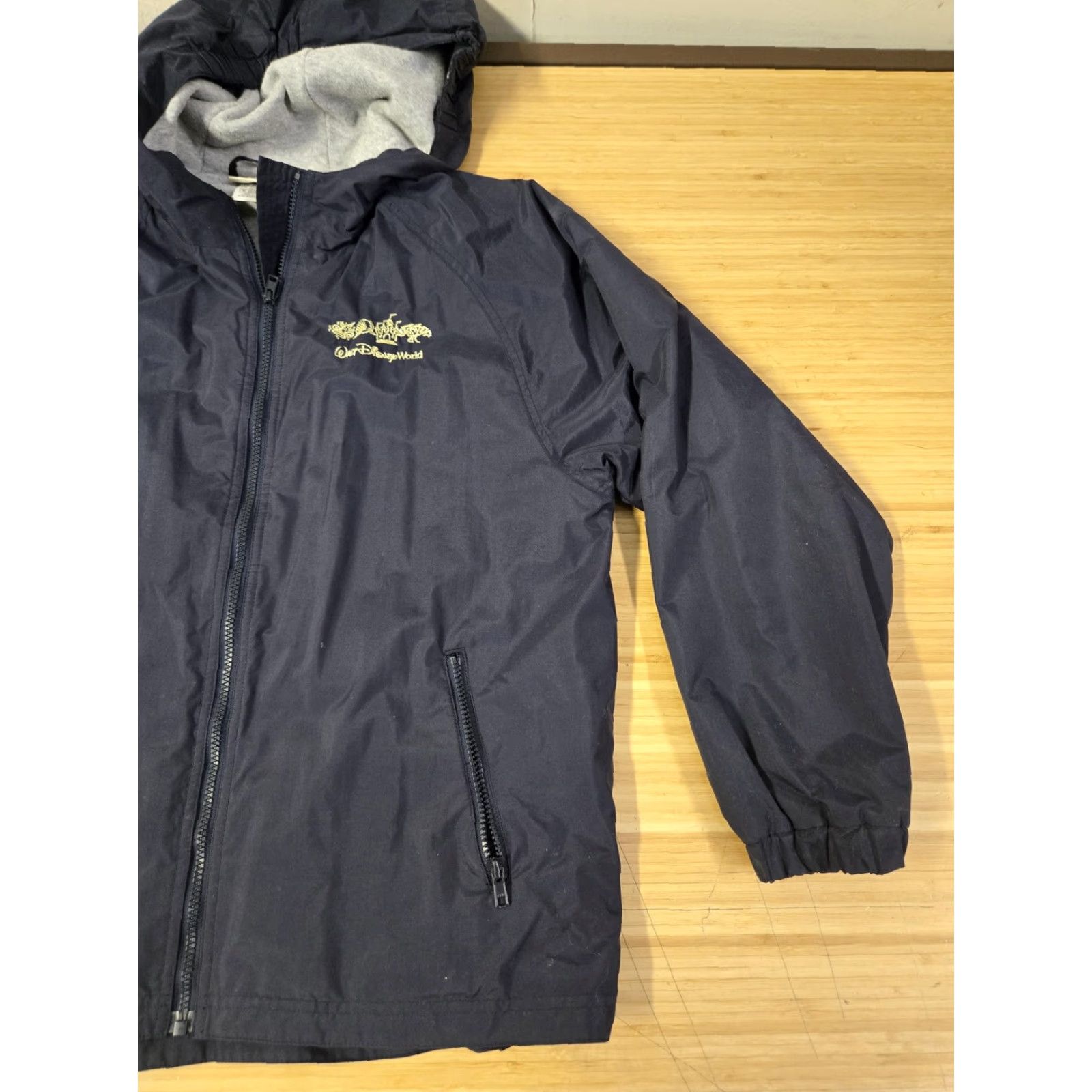 Disney Walt Disney World Jacket Mens Medium Hooded Full Zip Park Icons Embroidered Navy Blue Size US M / EU 48-50 / 2 - 2 Thumbnail