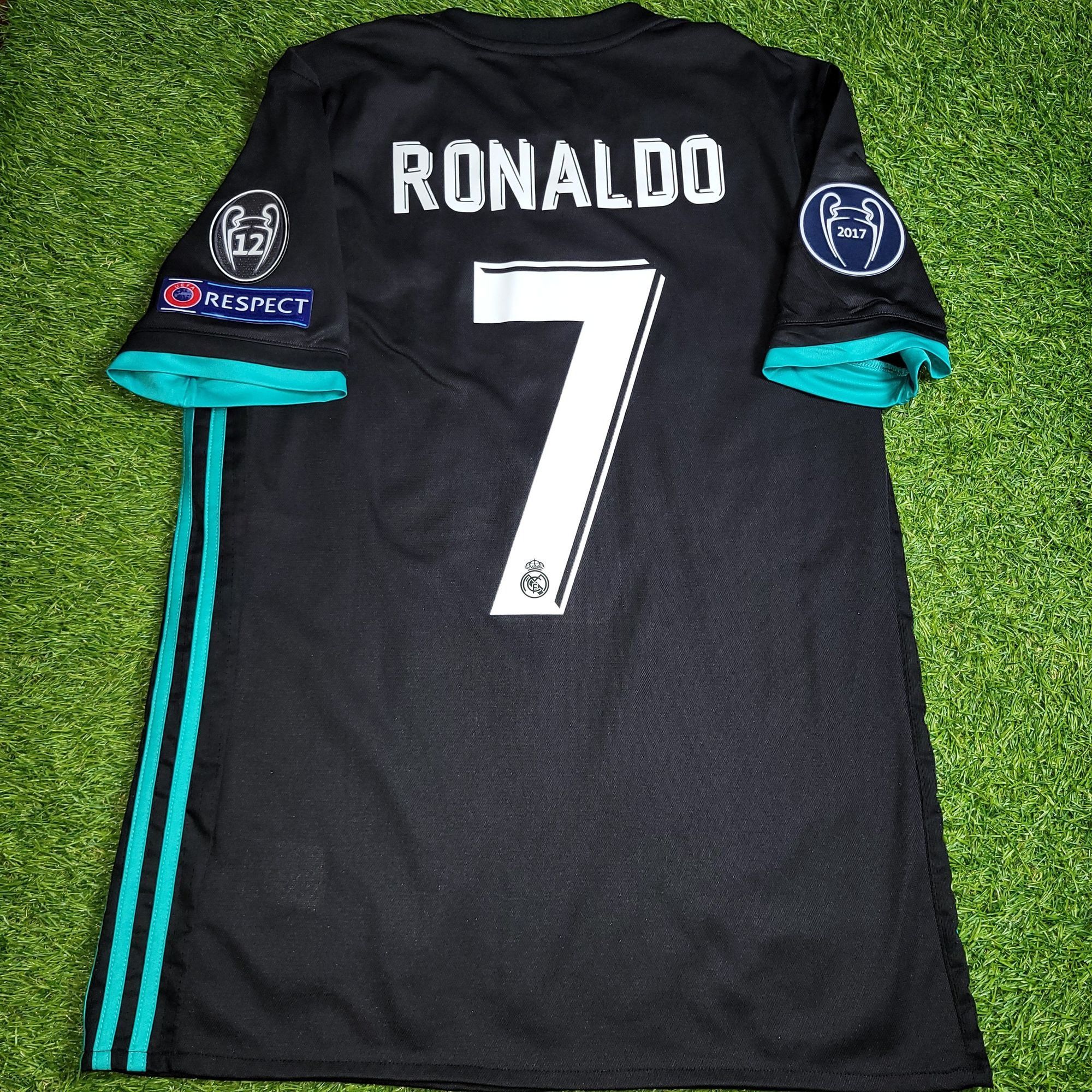 Adidas Ronaldo Real Madrid 2017 2018 UEFA Away Soccer Jersey M Size US M / EU 48-50 / 2 - 1 Thumbnail