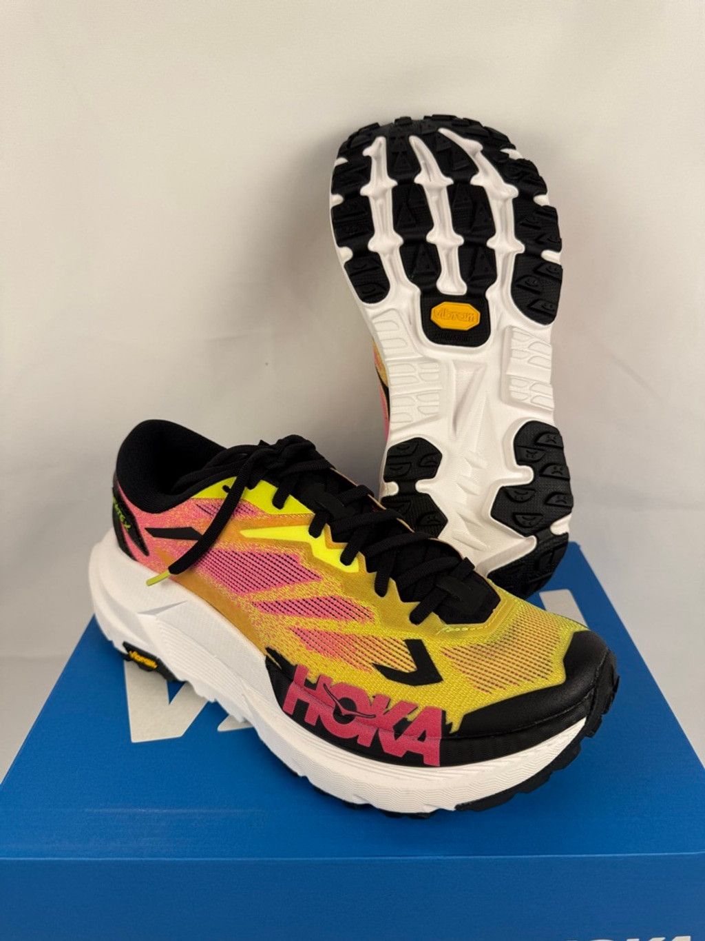 Hoka Men's Hoka Mafate X Athletic Shoes 8 Yellow Pink Size US 8 / EU 41 - 1 Thumbnail