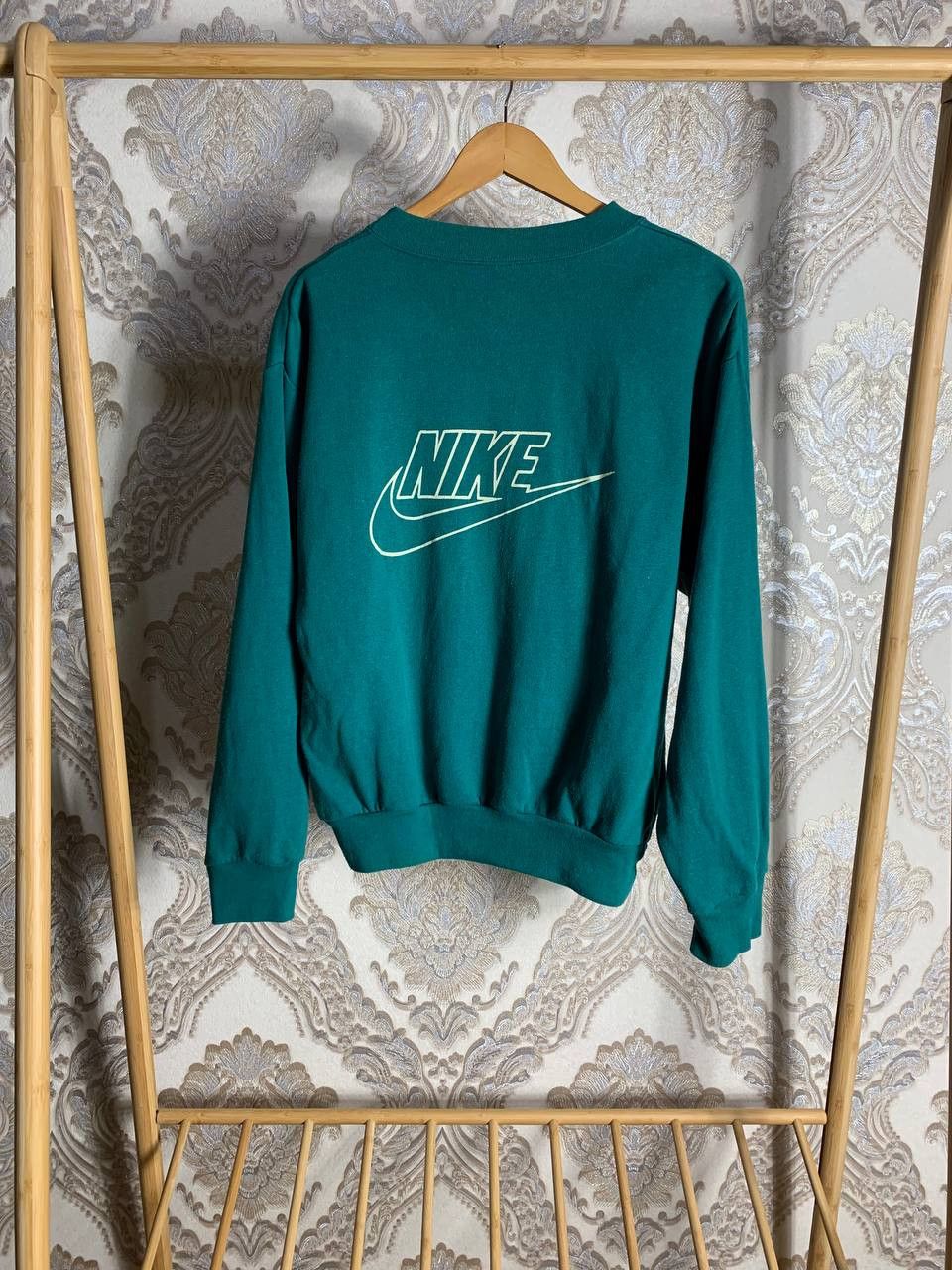Nike Vintage Nike Big Logo Swoosh Retro Sweatshirt Y2K 90s USa Size US M / EU 48-50 / 2 - 1 Thumbnail