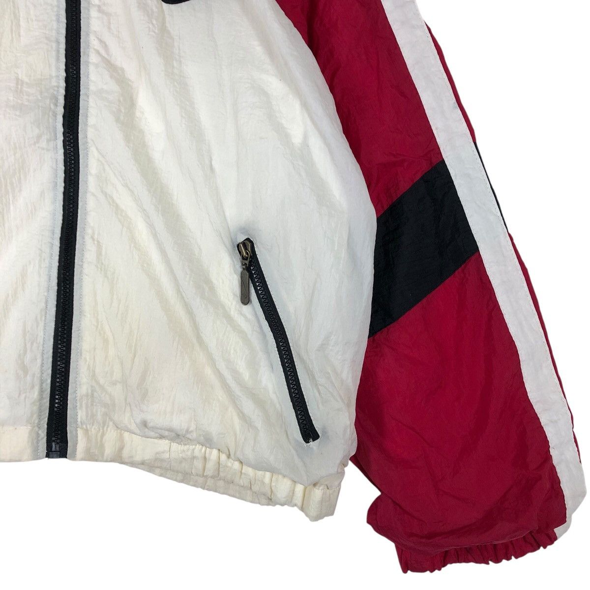 Nike Vintage NIKE Embroidery Swoosh Zipper Windbreaker Jacket Size US M / EU 48-50 / 2 - 4 Thumbnail