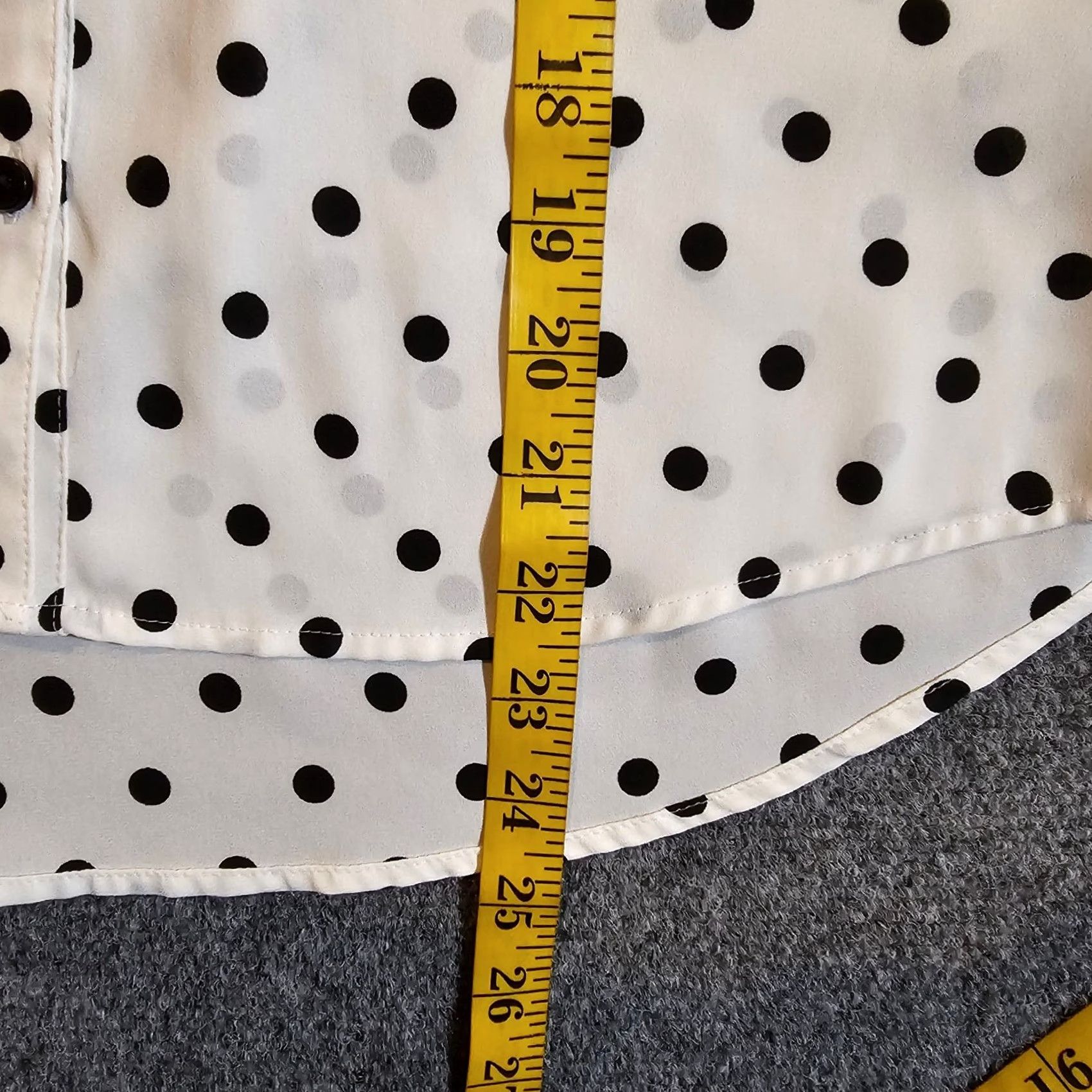 Express Express Blouse Women XS Pink Polka Dot Portofino Sheer Button Long Sleeve Career Size XS / US 0-2 / IT 36-38 - 6 Thumbnail
