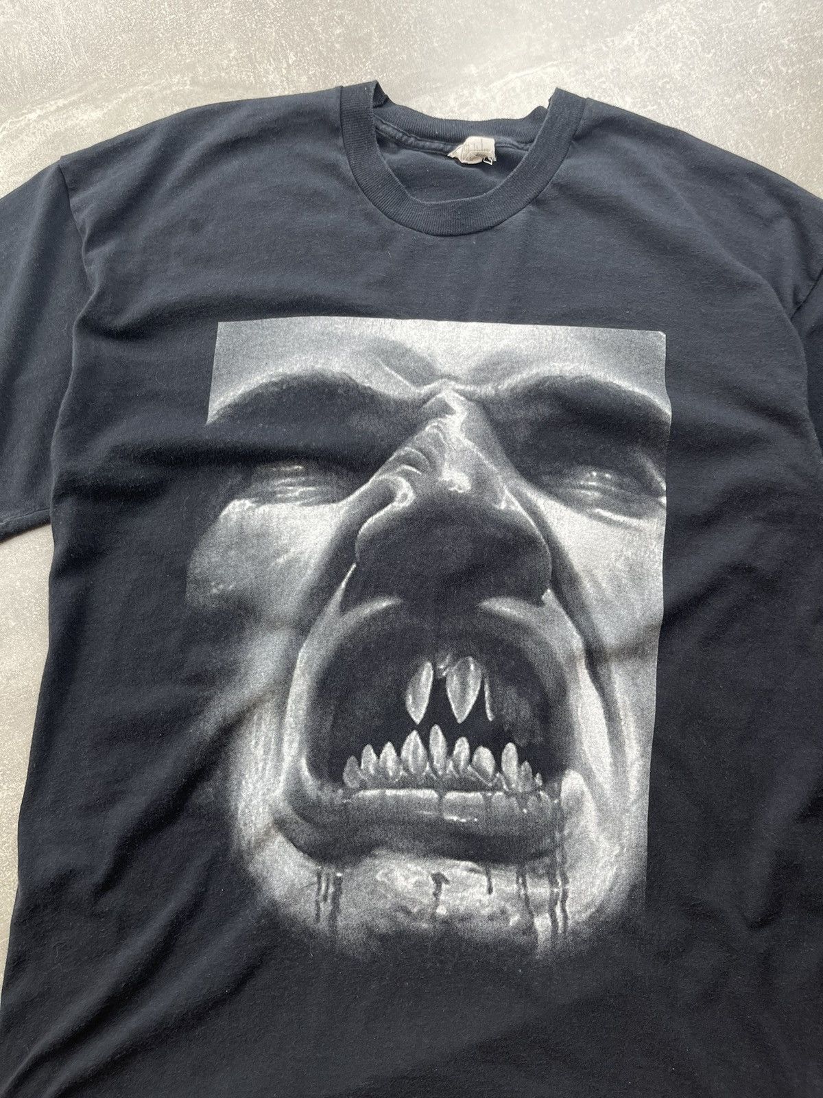 Vintage The Metal Merchant Trash Mark Skull Vampire Punk T-Shirt Size US L / EU 52-54 / 3 - 4 Thumbnail