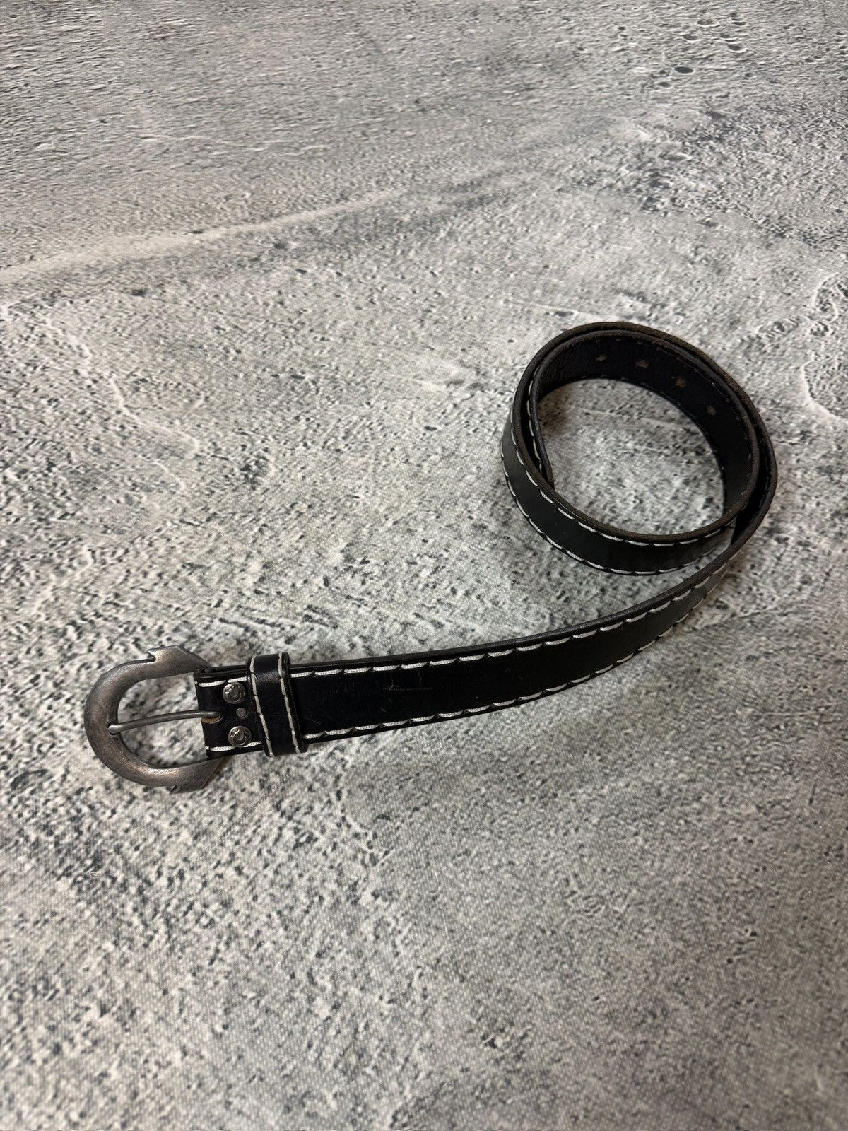 True Religion True Religion belt leather black Y2K thick stitching Size ONE SIZE - 1 Thumbnail