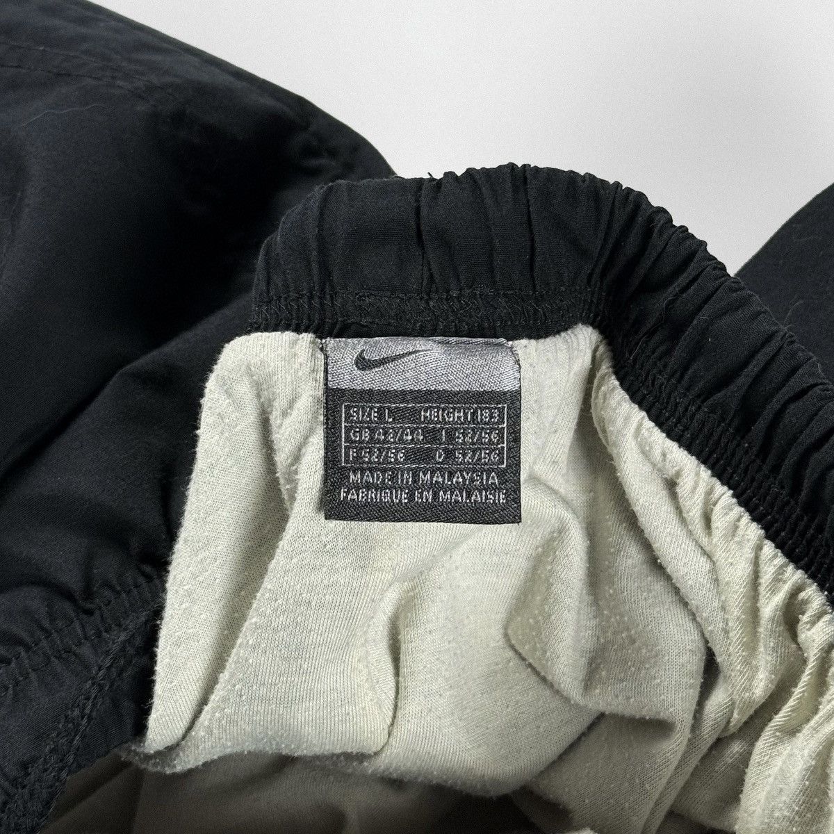 Nike Nike Cargo Logo Track Pants VIntage Size US 36 / EU 52 - 4 Thumbnail