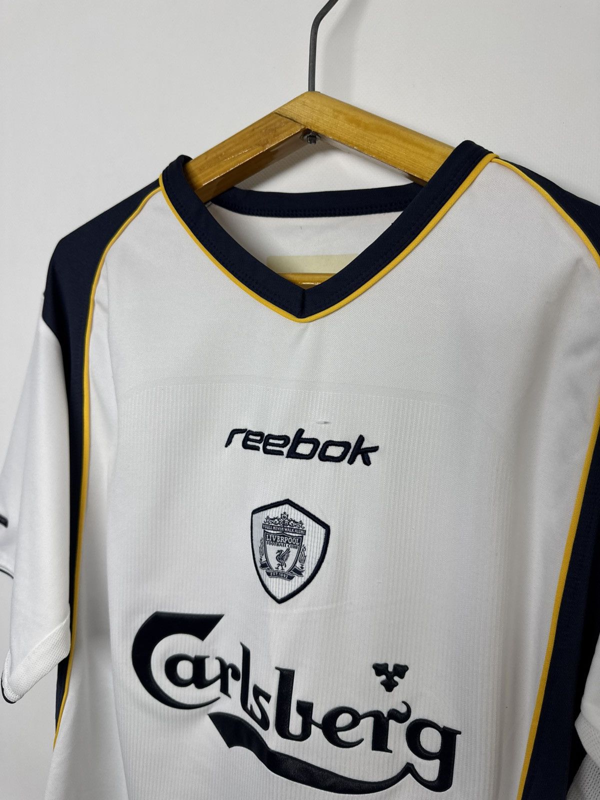 Reebok Vintage Liverpool Away football shirt 2001 Reebok Jersey Size US M / EU 48-50 / 2 - 8 Thumbnail
