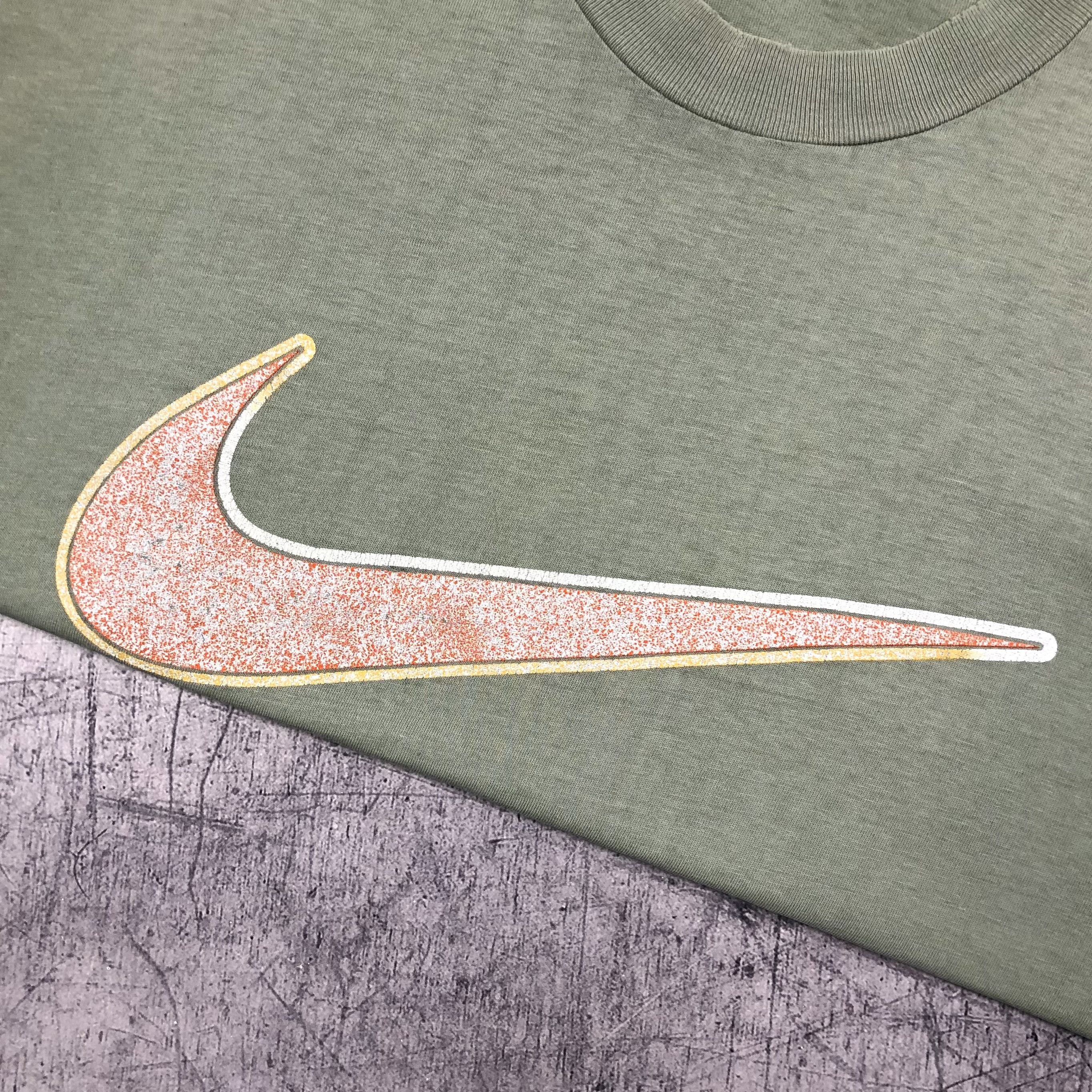 Nike Y2K Nike Swoosh Graphic Faded Tee Size US M / EU 48-50 / 2 - 4 Thumbnail
