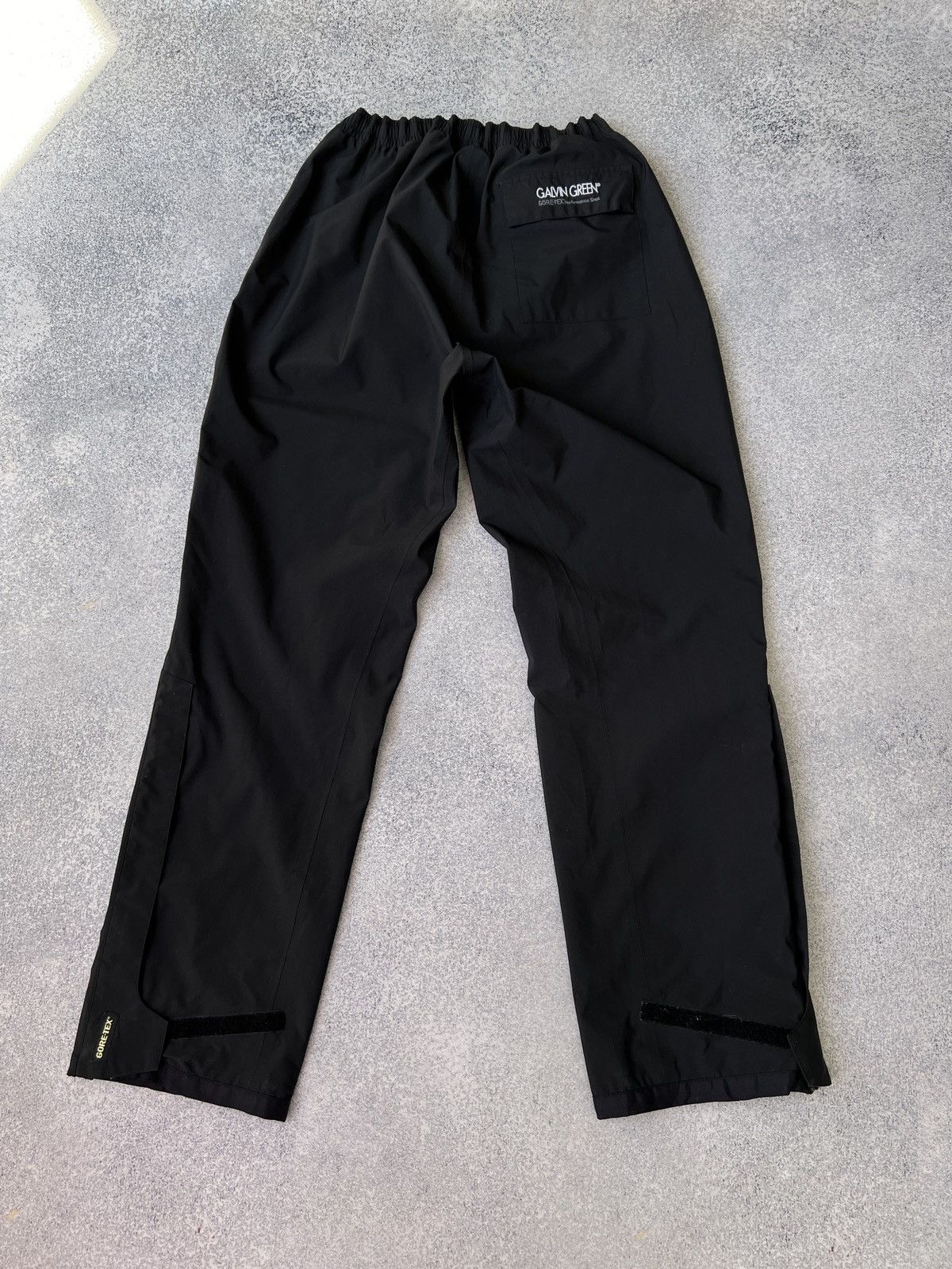 Vintage Vintage Calvin Green Gore-Tex Black Nylon Pants Size US 35 - 9 Thumbnail
