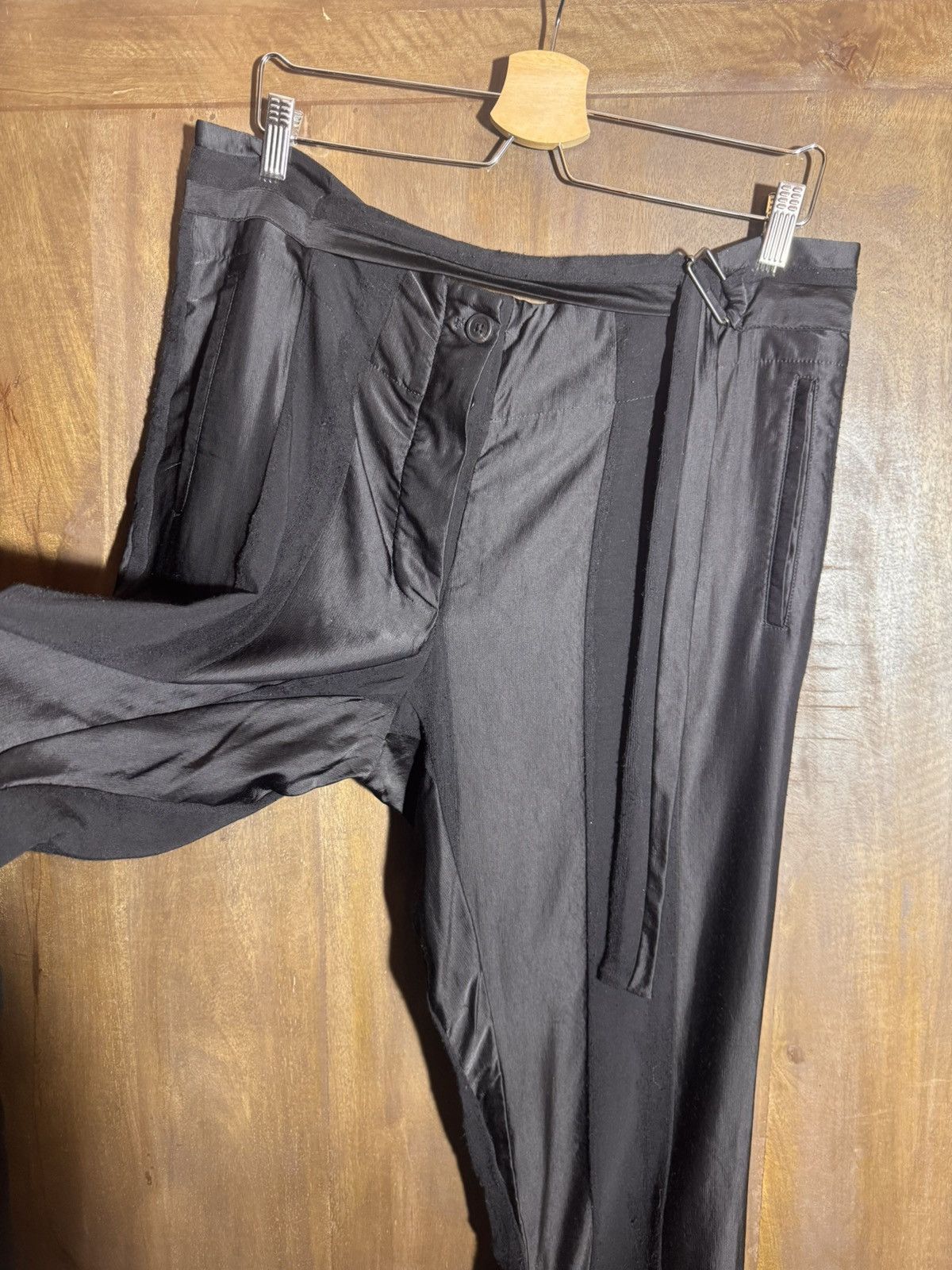 Ann Demeulemeester Ann Demeulemeester cropped black satin viscose pants women Size 28" / US 6 / IT 42 - 7 Thumbnail