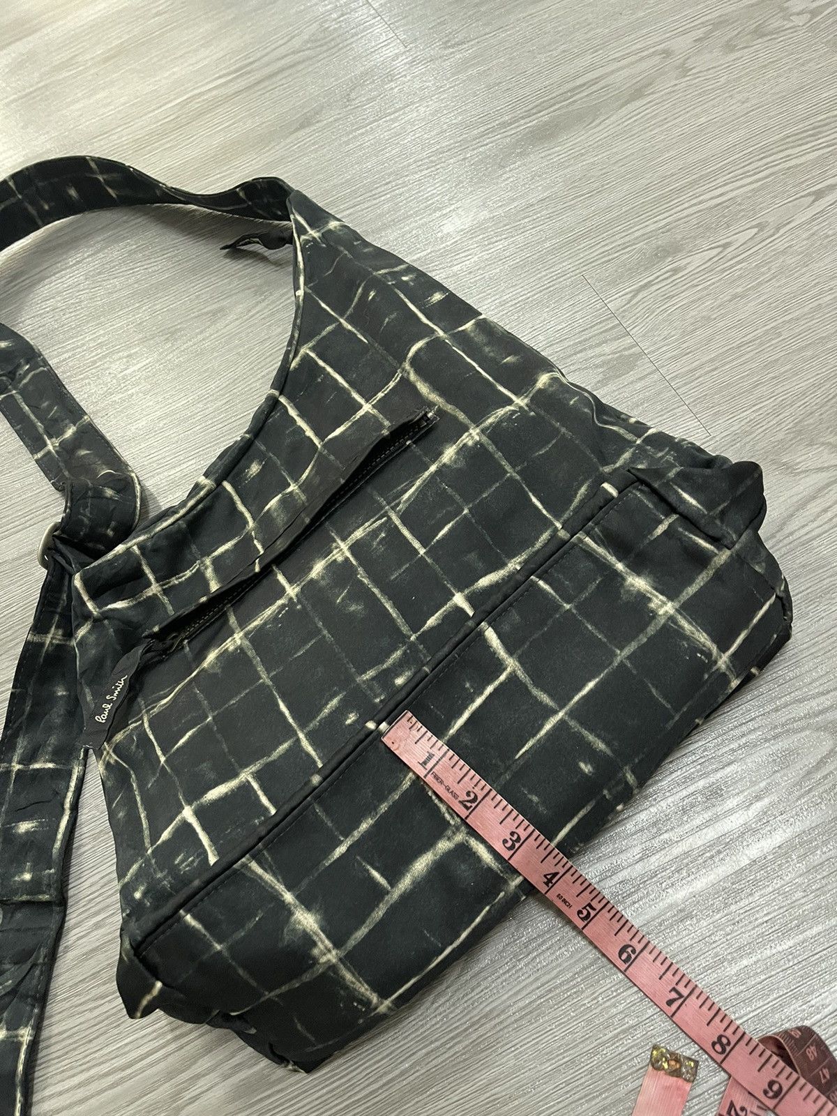 Paul Smith × Vintage Unisex 90s Paul Smith Spectra tech crossbody bag Size ONE SIZE - 9 Thumbnail
