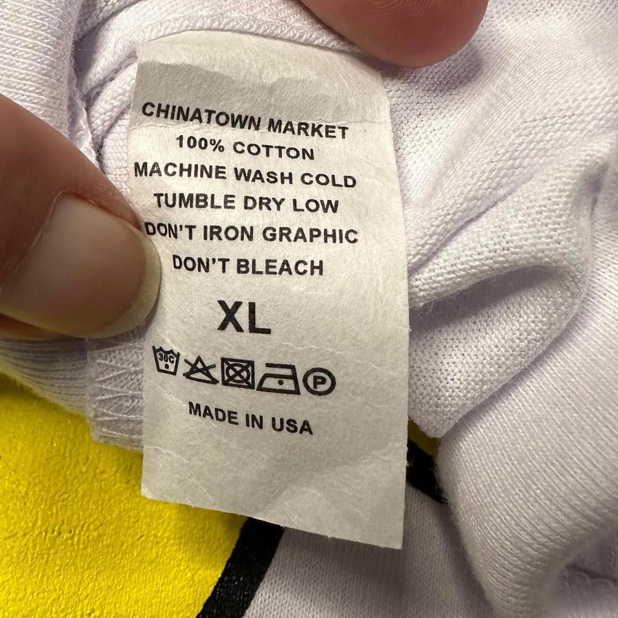 Market NWOT Chinatown Market Ray of Sunshine Graphic T-Shirt Men XL Size US XL / EU 56 / 4 - 6 Thumbnail