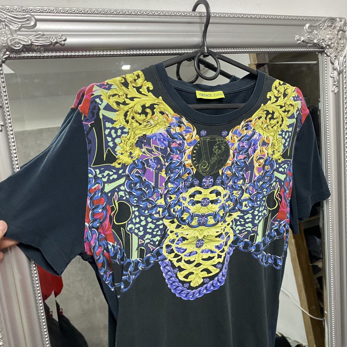 Versace Vintage Versace T Shirt Big Logo luxury Size US S / EU 44-46 / 1 - 4 Thumbnail