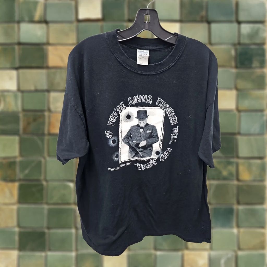 Gildan VINTAGE Winston Churchill War Hell Quote Shirt Back Hit Size XL T-Shirt Men Black Cotton Graphic Print Short Sleeve Crew Neck Gildan Regular Size US XL / EU 56 / 4 - 1 Thumbnail