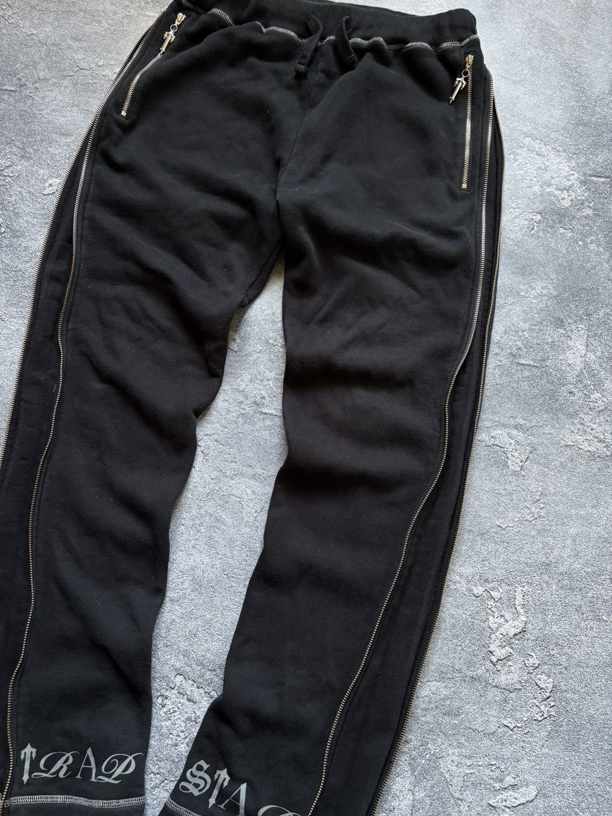Trapstar London Trapstar London Drill Y2K Script Logo Zippered Sweatpants Size 27" / US 4 / IT 40 - 5 Thumbnail