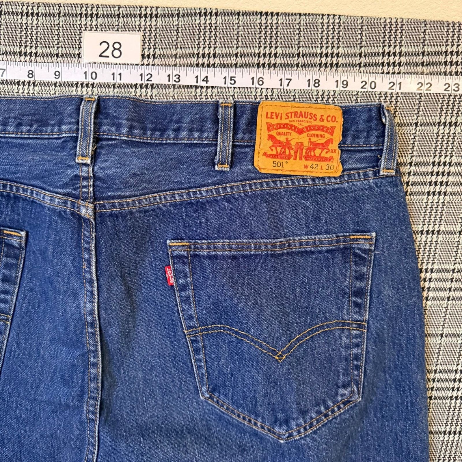 Levi's Levi's 501 Men's Jeans Blue Denim Classic Straight 42x30 Size US 42 / EU 58 - 2 Thumbnail
