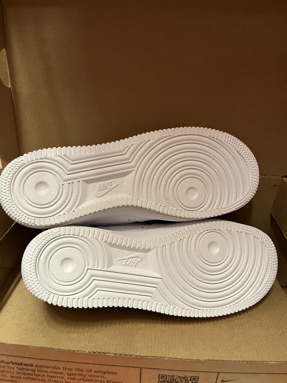 Nike Nike Air Force 1 Low ‘07 Size 7.5 Size US 7.5 / EU 40-41 - 4 Thumbnail