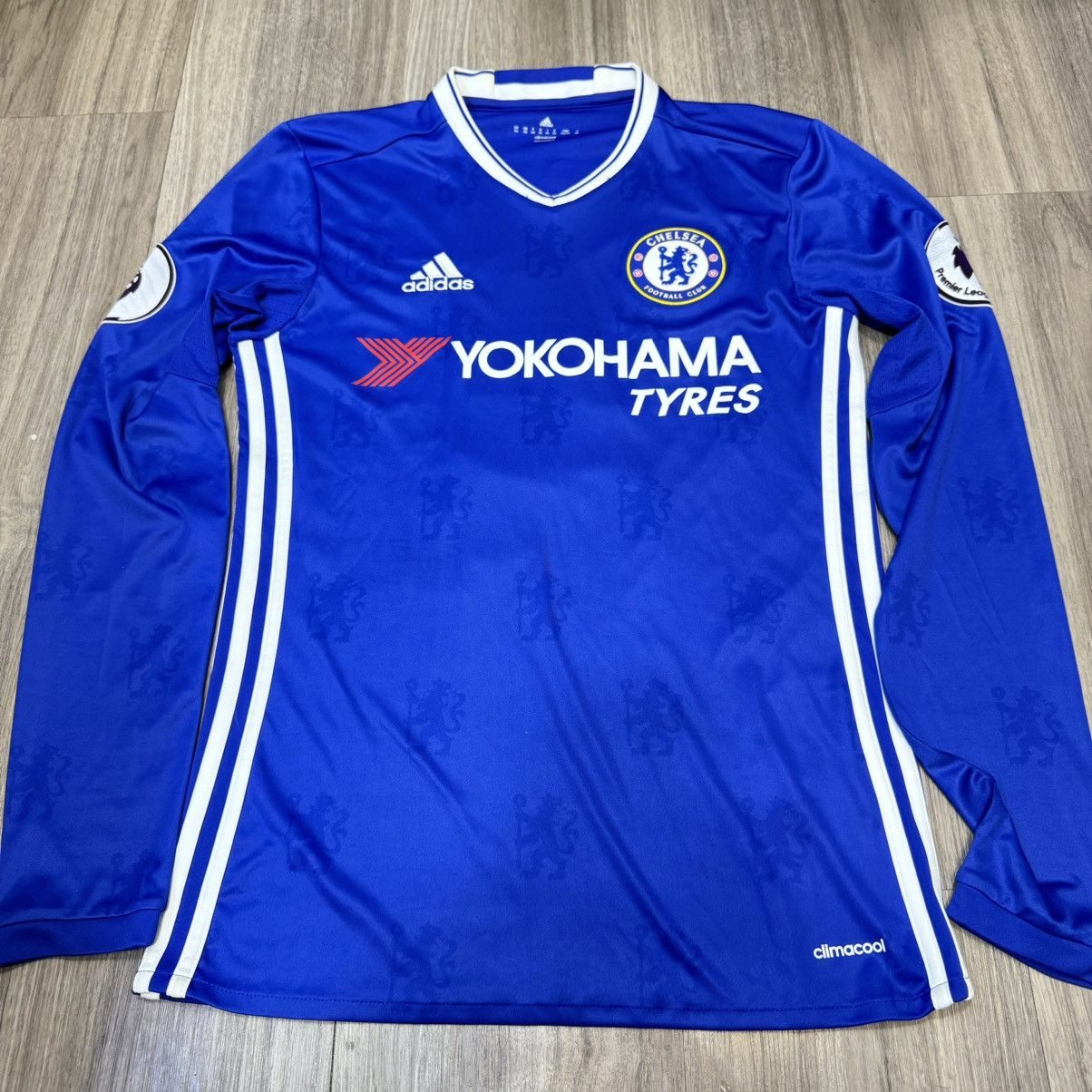 Chelsea Soccer Chelsea 16/17 longsleeves home shirt #4 Fabregas Size US XS / EU 42 / 0 - 1 Thumbnail