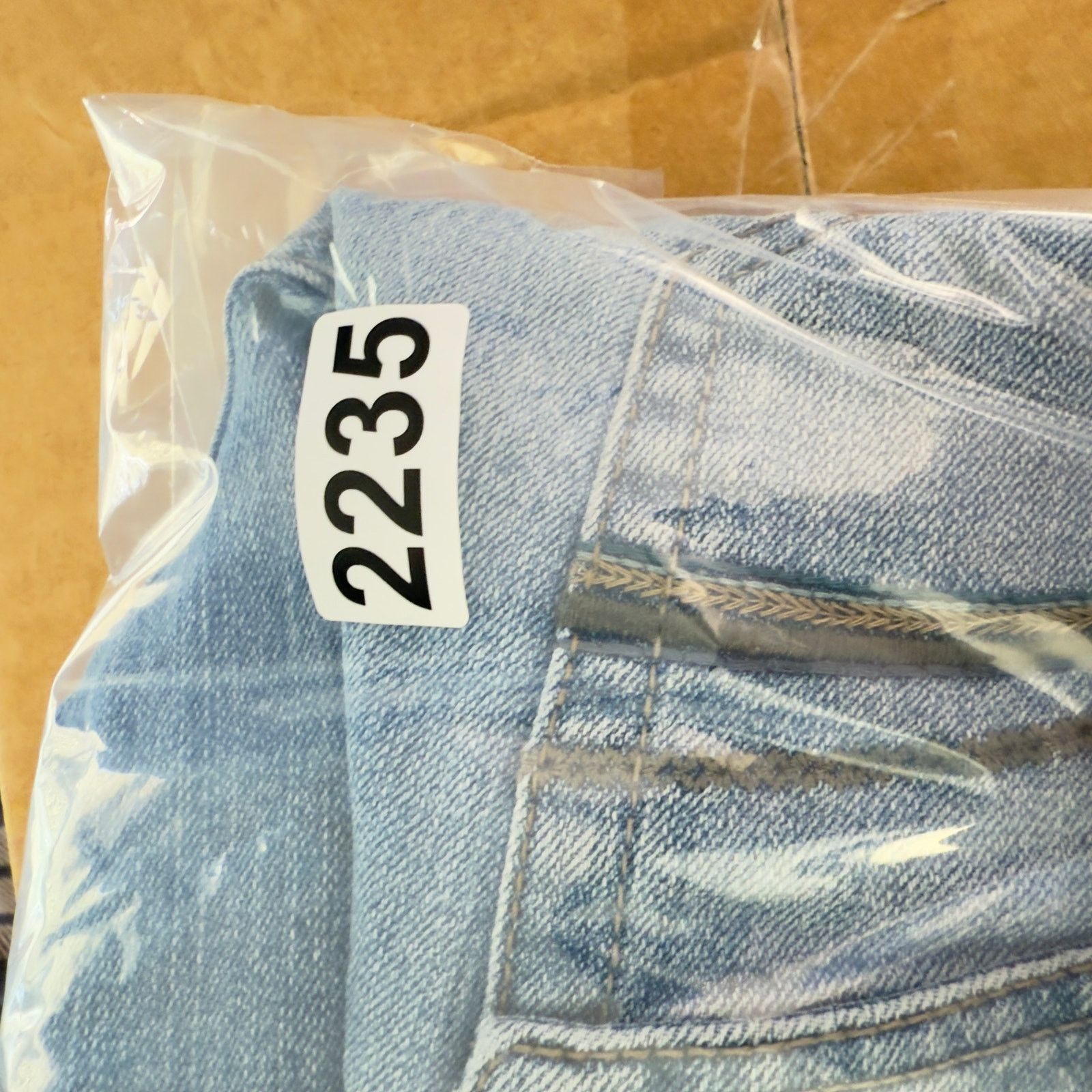 Nine West Nine West Women Denim Shorts Size 8 W28 Blue Cuffed Stretch Size 30" / US 8 / IT 44 - 18 Thumbnail