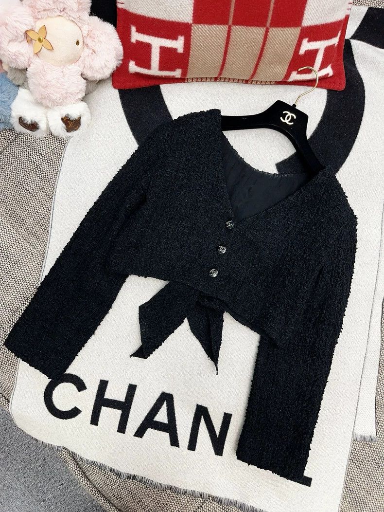 Chanel Chanel 21C black braided jacket Size XS / US 0-2 / IT 36-38 - 1 Thumbnail