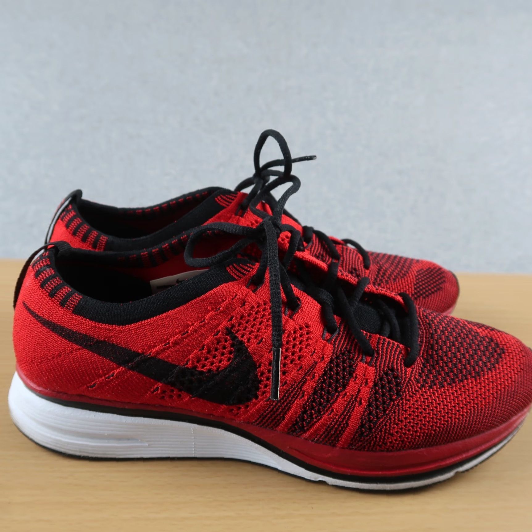 Nike Nike Flyknit Trainer+ Sneaker Women 6 US Red AH8396-601 2017 Nike Air Flyknit Trainer Casual Activewear Running & Jogging Girls Womens Size US 5.5 / IT 35.5 - 3 Thumbnail