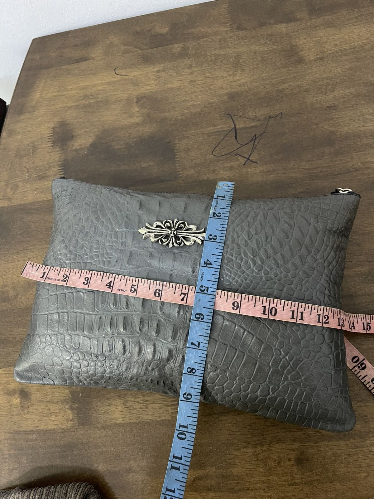 Leather Croc Embossed Clutch Bag with cross Size ONE SIZE - 14 Thumbnail