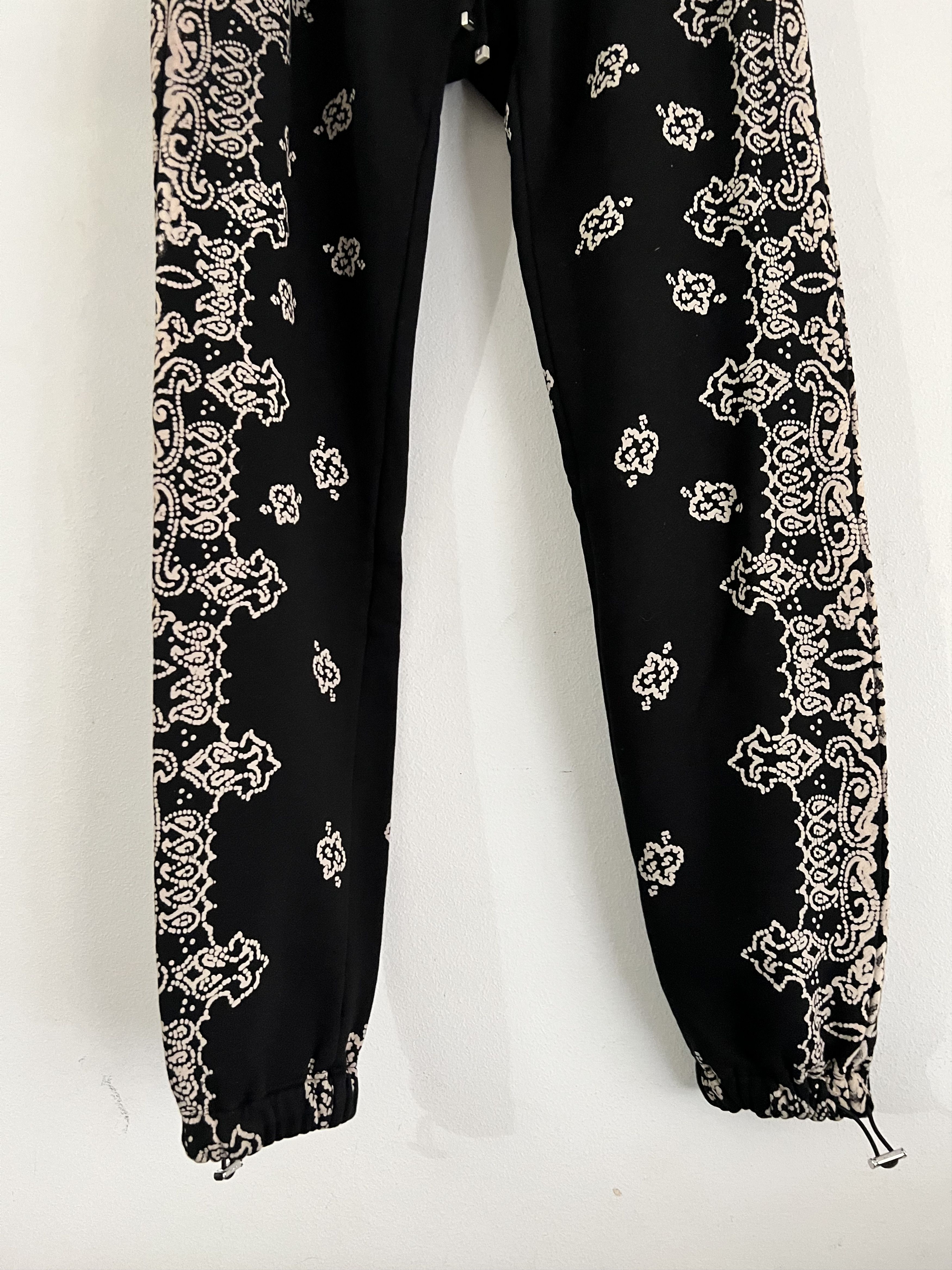 BNWT Black Bandana Bleach Sweatpants