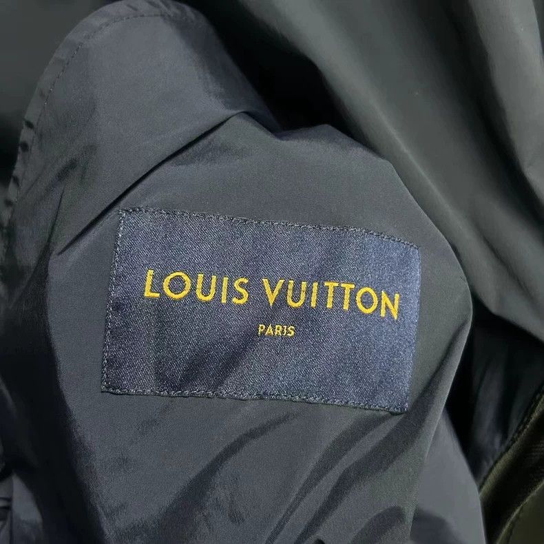 Louis Vuitton Louis Vuitton Dark blue tactical multi-functional assault Size US XL / EU 56 / 4 - 4 Thumbnail