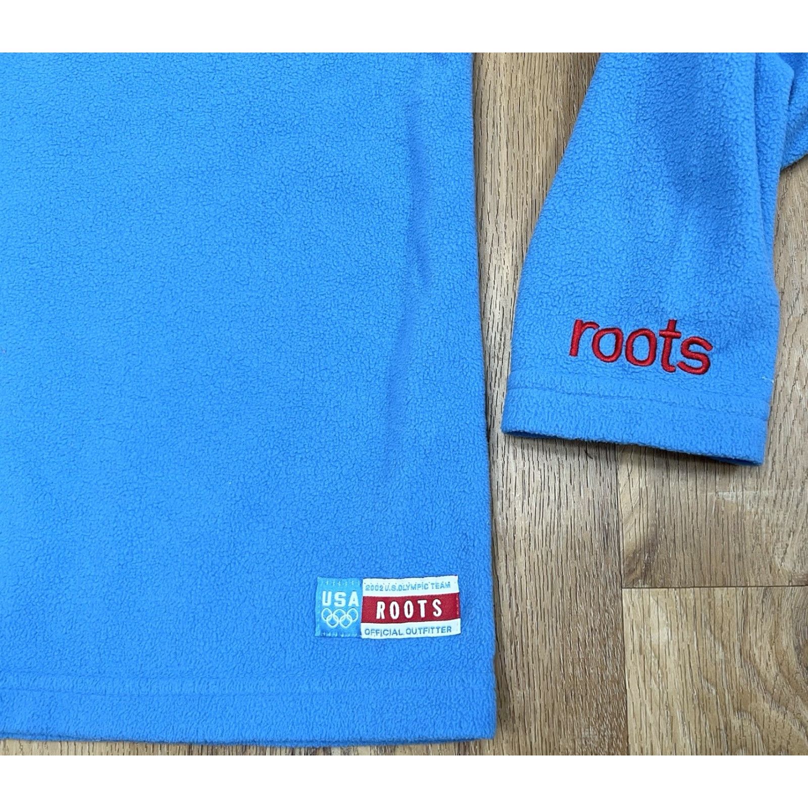 Roots VINTAGE Roots USA Olympic Team Unisex M Quarter Zip Fleece Pullover Sweatshirt 1/4 Zip Blue 2002 Mens Womens Sleeve 23.25” Size US M / EU 48-50 / 2 - 6 Thumbnail