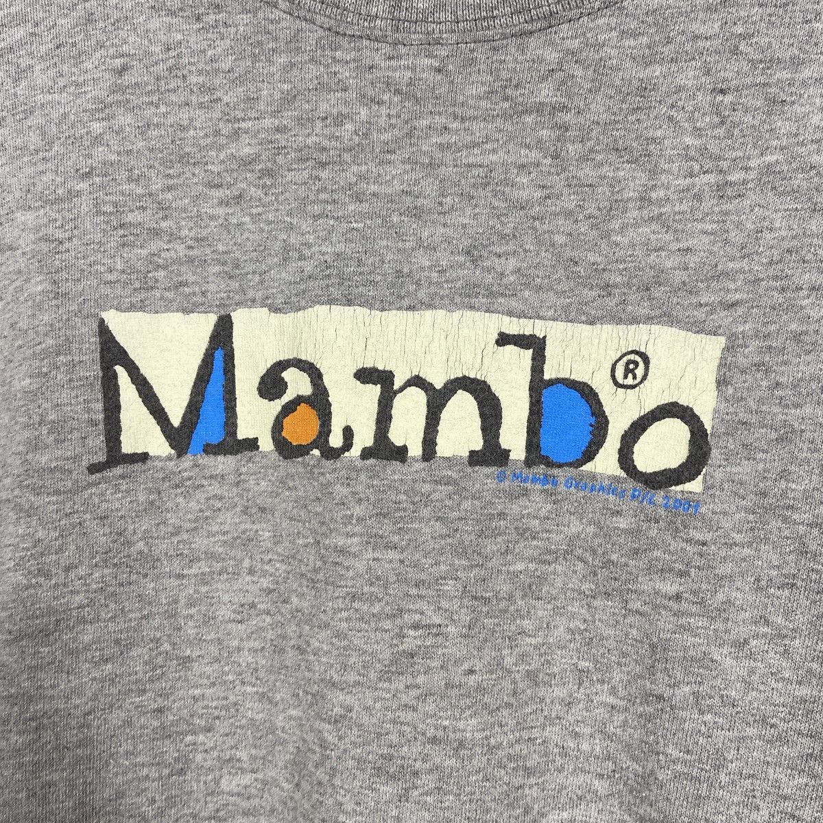 Vintage Vintage 2001 Mambo Australia Chic Magnet T-shirt Size US L / EU 52-54 / 3 - 5 Thumbnail