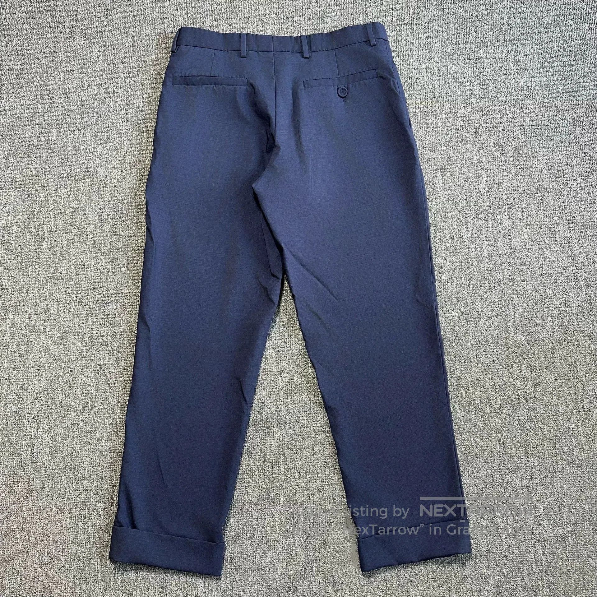 Dior navy blue double-breasted suit jacket. Size US M / EU 48-50 / 2 - 6 Thumbnail