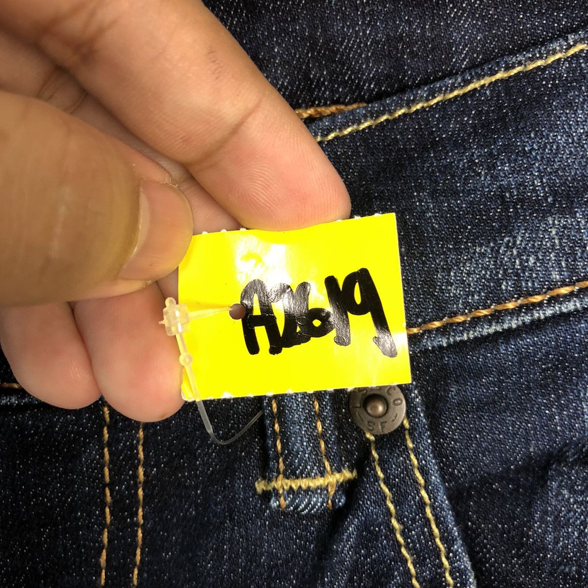 Levi's Levis 505 Blue Denim Pants #A2619 Size US 34 / EU 50 - 9 Thumbnail