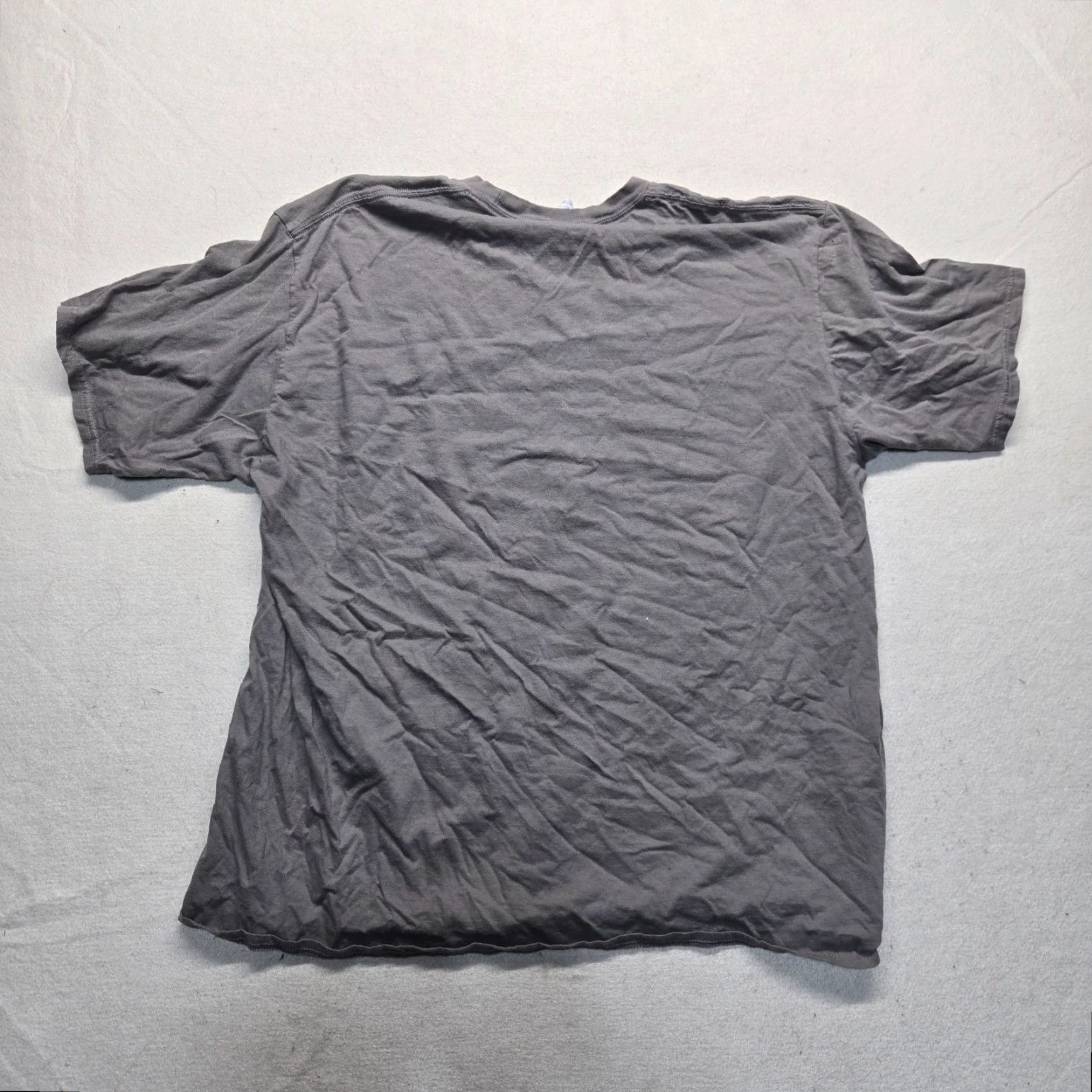 Disney Disney Pixar Cars Hudson Hornet Badge T-Shirt Unisex Adult 2XL Gray Short Sleeve Regular Fit Sports Size US XXL / EU 58 / 5 - 8 Thumbnail
