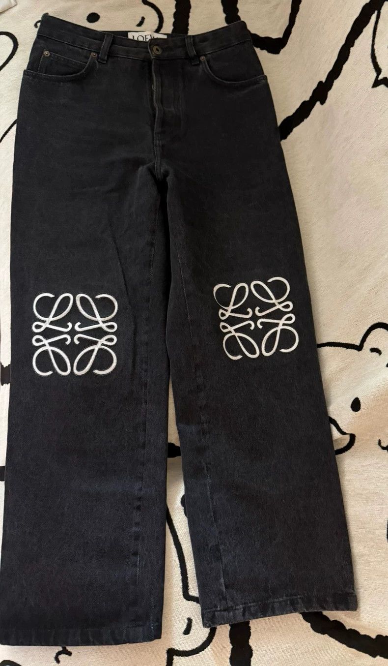 Loewe Loewe Embossed logo leather straight pants jeans Size 30" / US 8 / IT 44 - 1 Thumbnail