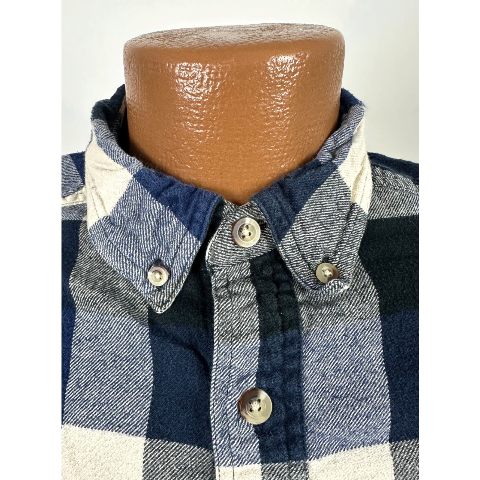 Vintage VINTAGE Woolrich Flannel Shirt Medium Blue Plaid Lightweight Cotton Casual Mens Size US M / EU 48-50 / 2 - 4 Thumbnail